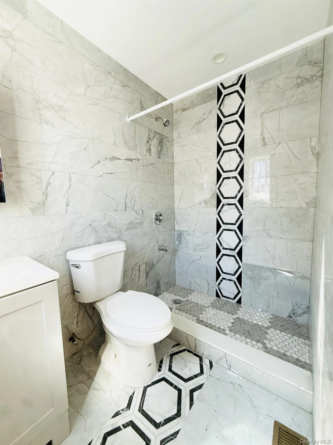 13922 Lakewood Avenue, New York, NY, 3 Bedrooms Bedrooms, 6 Rooms Rooms,2 BathroomsBathrooms,Residential Lease,For Rent,Lakewood,0,979220 13922 Lakewood Avenue, New York, NY, 3 Bedrooms Bedrooms, 6 Rooms Rooms,2 BathroomsBathrooms,Residential Lease,For Rent,Lakewood,0,979220