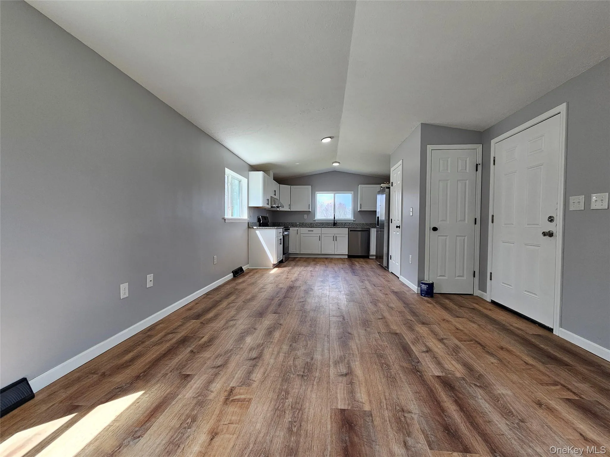 334 Fair Oaks Road, Middletown, NY, 2 Bedrooms Bedrooms, 5 Rooms Rooms,1 BathroomBathrooms,Residential Lease,For Rent,Fair Oaks,0,979251 334 Fair Oaks Road, Middletown, NY, 2 Bedrooms Bedrooms, 5 Rooms Rooms,1 BathroomBathrooms,Residential Lease,For Rent,Fair Oaks,0,979251