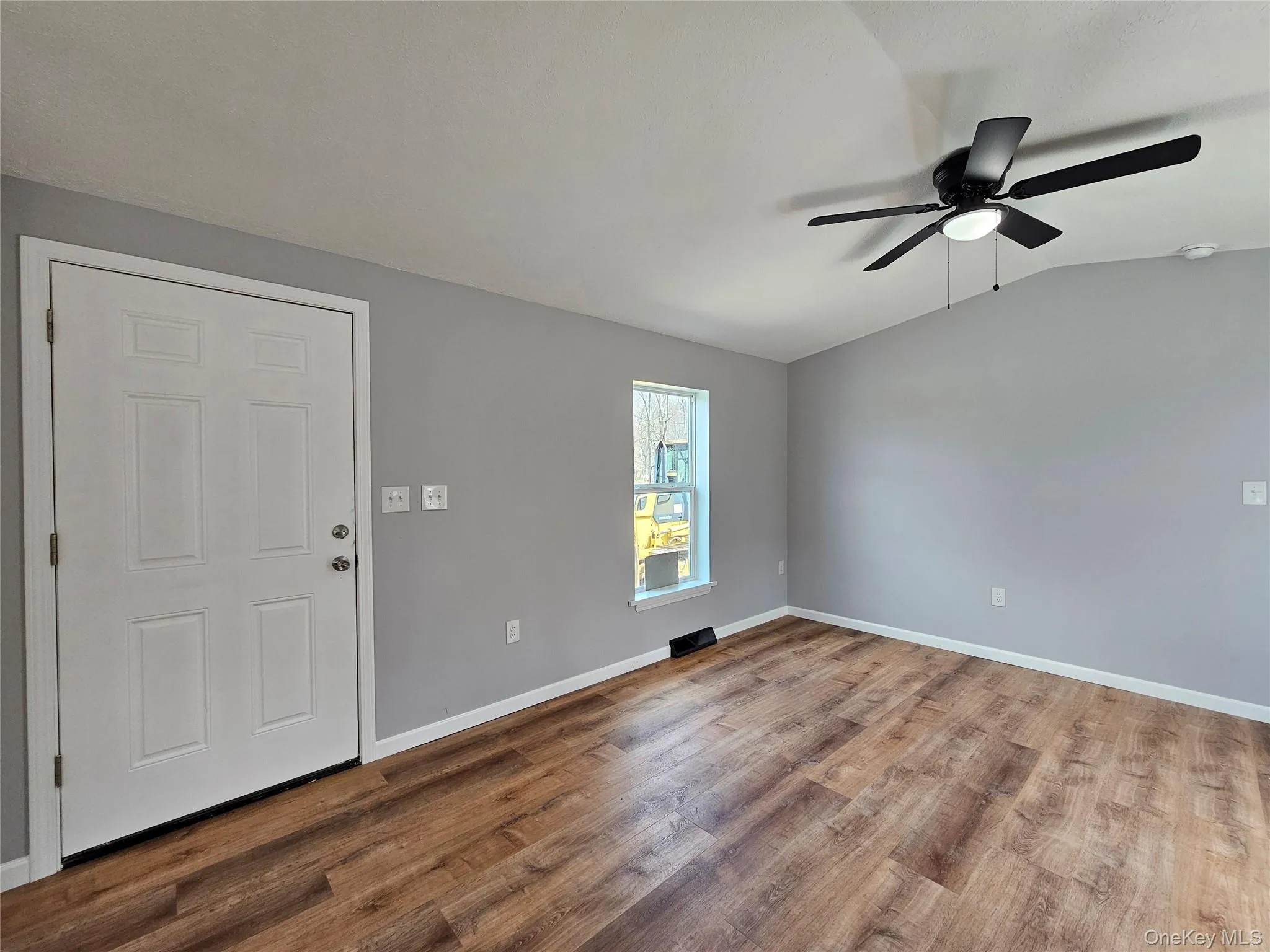 334 Fair Oaks Road, Middletown, NY, 2 Bedrooms Bedrooms, 5 Rooms Rooms,1 BathroomBathrooms,Residential Lease,For Rent,Fair Oaks,0,979251 334 Fair Oaks Road, Middletown, NY, 2 Bedrooms Bedrooms, 5 Rooms Rooms,1 BathroomBathrooms,Residential Lease,For Rent,Fair Oaks,0,979251