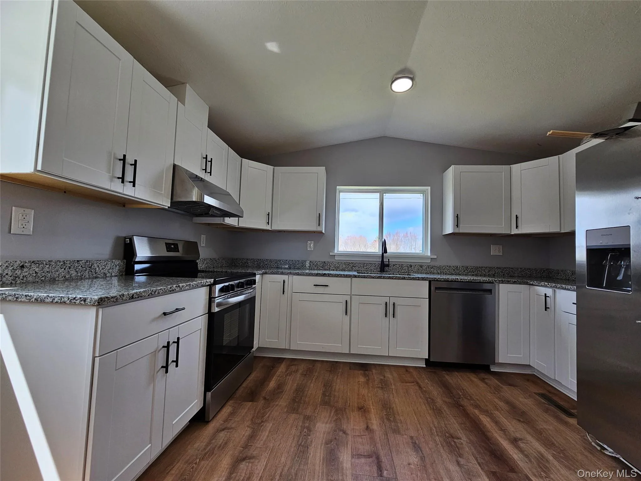 334 Fair Oaks Road, Middletown, NY, 2 Bedrooms Bedrooms, 5 Rooms Rooms,1 BathroomBathrooms,Residential Lease,For Rent,Fair Oaks,0,979251 334 Fair Oaks Road, Middletown, NY, 2 Bedrooms Bedrooms, 5 Rooms Rooms,1 BathroomBathrooms,Residential Lease,For Rent,Fair Oaks,0,979251