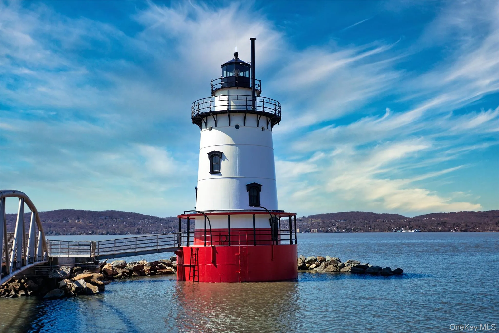 The Tarrytown Lighthouse in Sleepy Hollow The Tarrytown Lighthouse in Sleepy Hollow