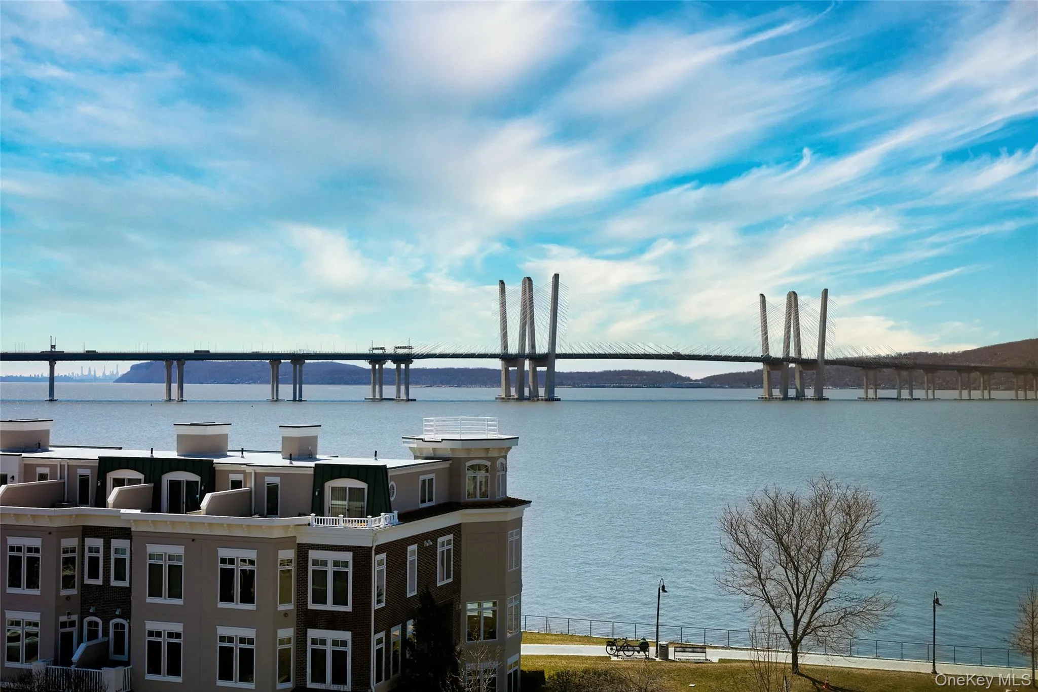 4 Lighthouse Landing, Mount Pleasant, NY, 3 Bedrooms Bedrooms, 5 Rooms Rooms,2 BathroomsBathrooms,Residential Sale,For Rent,Lighthouse,0,979271 4 Lighthouse Landing, Mount Pleasant, NY, 3 Bedrooms Bedrooms, 5 Rooms Rooms,2 BathroomsBathrooms,Residential Sale,For Rent,Lighthouse,0,979271