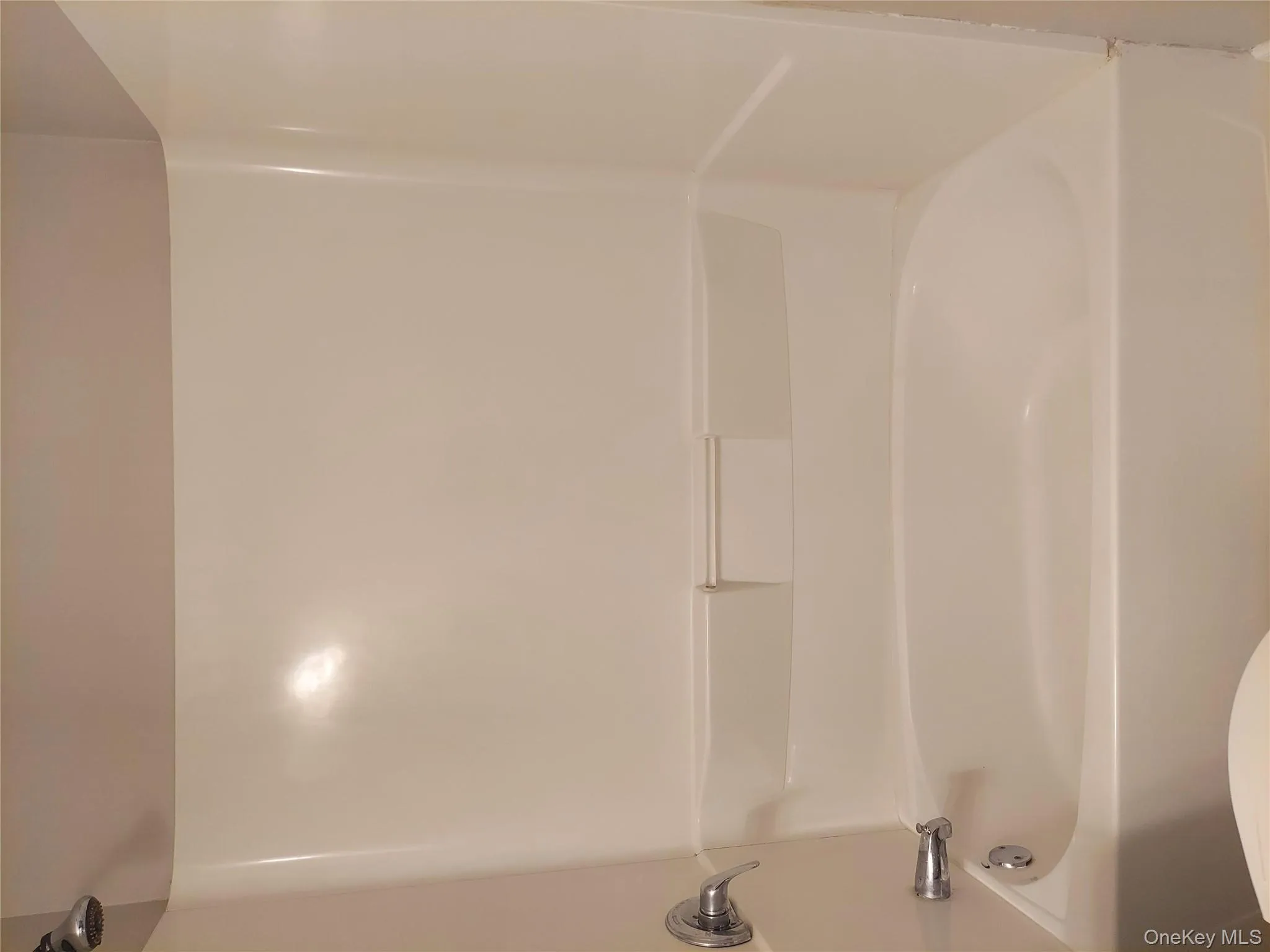 50 Bon Aire Circle, Ramapo, NY, 1 Bedroom Bedrooms, 4 Rooms Rooms,1 BathroomBathrooms,Residential Lease,For Rent,Bon Aire,0,979283 50 Bon Aire Circle, Ramapo, NY, 1 Bedroom Bedrooms, 4 Rooms Rooms,1 BathroomBathrooms,Residential Lease,For Rent,Bon Aire,0,979283
