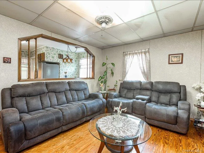 1267 Nelson Street, Hempstead, NY, 3 Bedrooms Bedrooms, 5 Rooms Rooms,2 BathroomsBathrooms,Residential,For Rent,Nelson,0,979292 1267 Nelson Street, Hempstead, NY, 3 Bedrooms Bedrooms, 5 Rooms Rooms,2 BathroomsBathrooms,Residential,For Rent,Nelson,0,979292