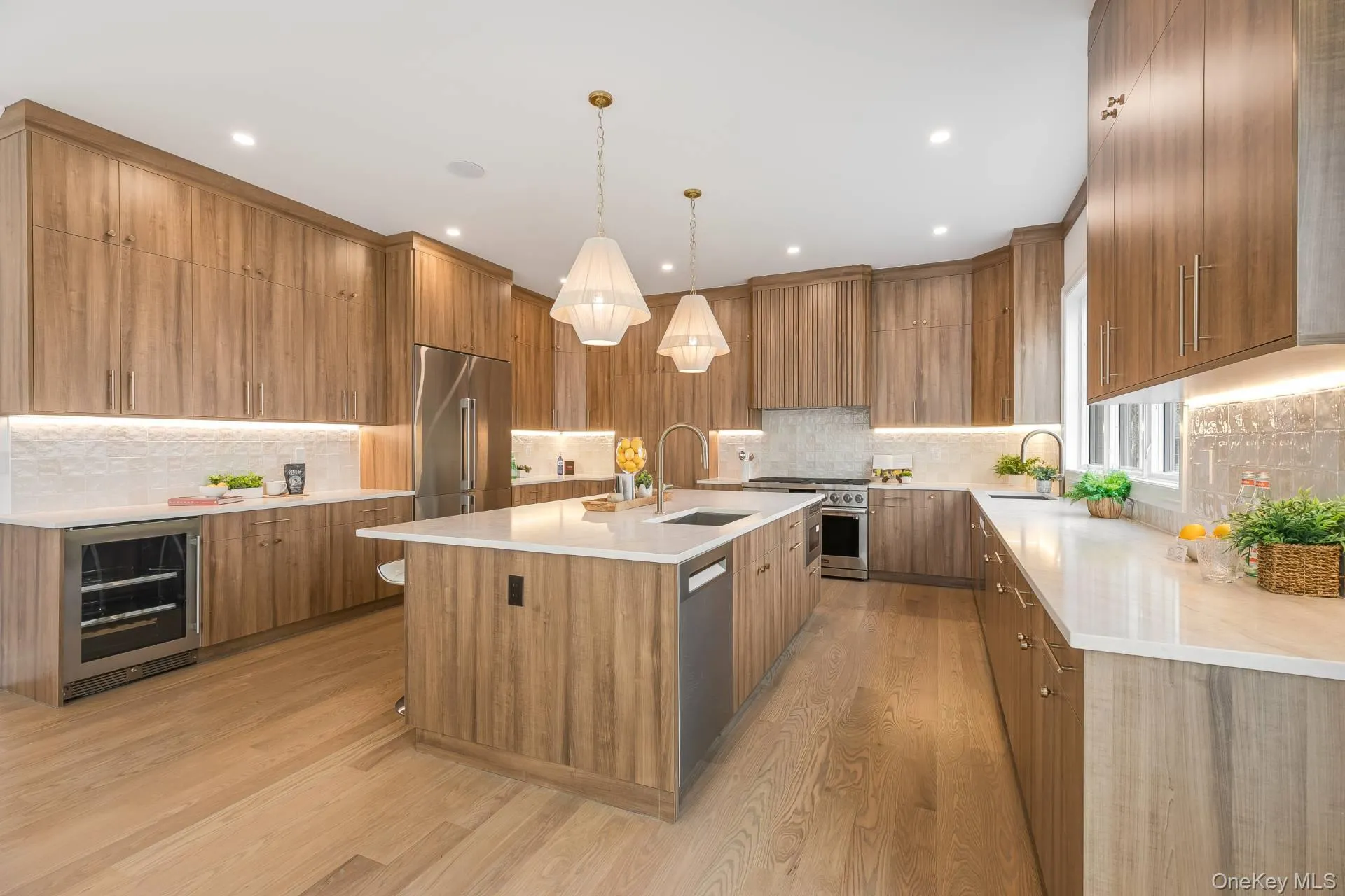 1355 Little Peconic Bay Road, Southold, NY, 6 Bedrooms Bedrooms, 16 Rooms Rooms,6 BathroomsBathrooms,Residential,For Rent,Little Peconic Bay,0,KEY979297 1355 Little Peconic Bay Road, Southold, NY, 6 Bedrooms Bedrooms, 16 Rooms Rooms,6 BathroomsBathrooms,Residential,For Rent,Little Peconic Bay,0,KEY979297