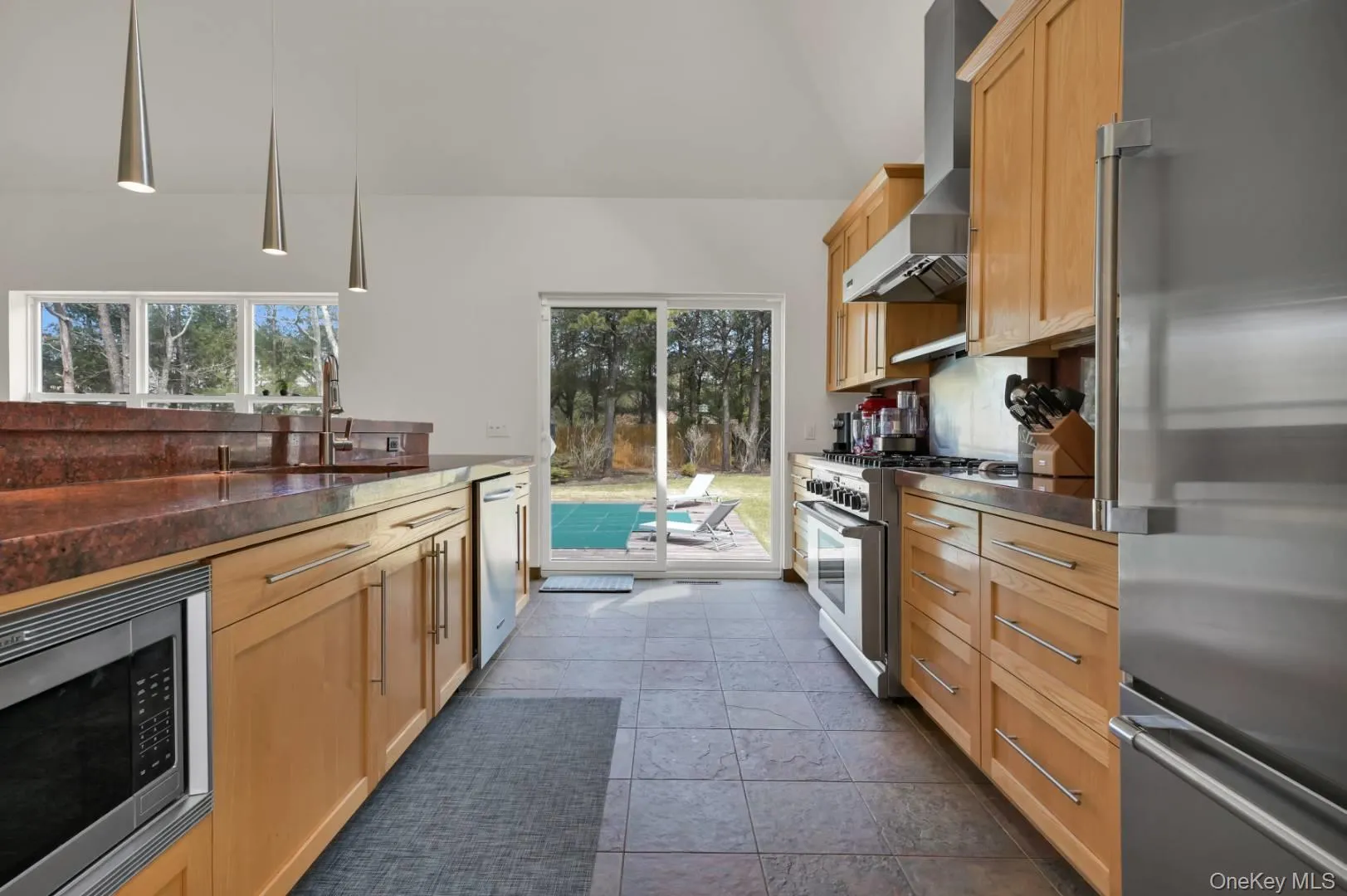 26 Lakeside Lane, Southampton, NY, 5 Bedrooms Bedrooms, 9 Rooms Rooms,4 BathroomsBathrooms,Residential Lease,For Rent,Lakeside,0,979321 26 Lakeside Lane, Southampton, NY, 5 Bedrooms Bedrooms, 9 Rooms Rooms,4 BathroomsBathrooms,Residential Lease,For Rent,Lakeside,0,979321