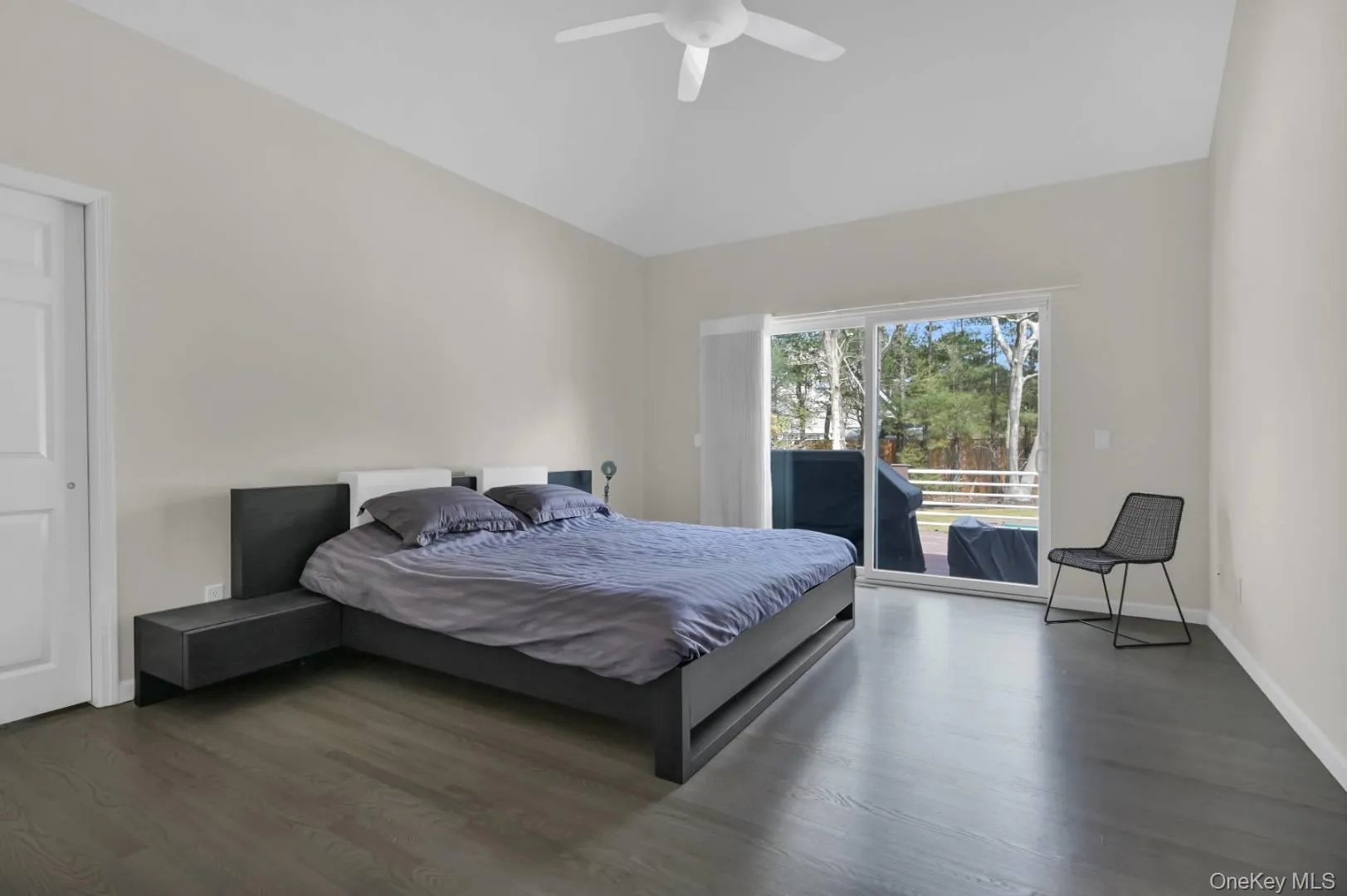 26 Lakeside Lane, Southampton, NY, 5 Bedrooms Bedrooms, 9 Rooms Rooms,4 BathroomsBathrooms,Residential Lease,For Rent,Lakeside,0,979321 26 Lakeside Lane, Southampton, NY, 5 Bedrooms Bedrooms, 9 Rooms Rooms,4 BathroomsBathrooms,Residential Lease,For Rent,Lakeside,0,979321