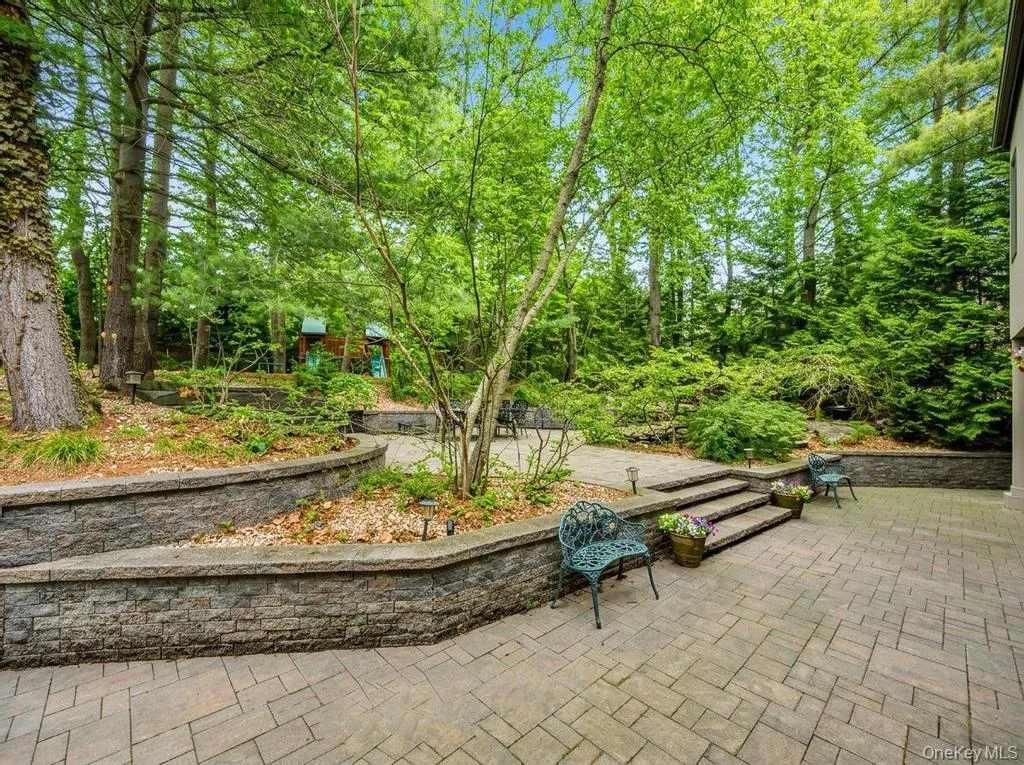 1 Audubon Gate, Brookhaven, NY, 3 Bedrooms Bedrooms, 12 Rooms Rooms,3 BathroomsBathrooms,Residential,For Rent,Audubon Gate,0,979324 1 Audubon Gate, Brookhaven, NY, 3 Bedrooms Bedrooms, 12 Rooms Rooms,3 BathroomsBathrooms,Residential,For Rent,Audubon Gate,0,979324