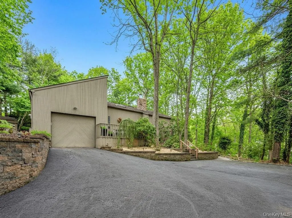 1 Audubon Gate, Brookhaven, NY, 3 Bedrooms Bedrooms, 12 Rooms Rooms,3 BathroomsBathrooms,Residential,For Rent,Audubon Gate,0,979324 1 Audubon Gate, Brookhaven, NY, 3 Bedrooms Bedrooms, 12 Rooms Rooms,3 BathroomsBathrooms,Residential,For Rent,Audubon Gate,0,979324