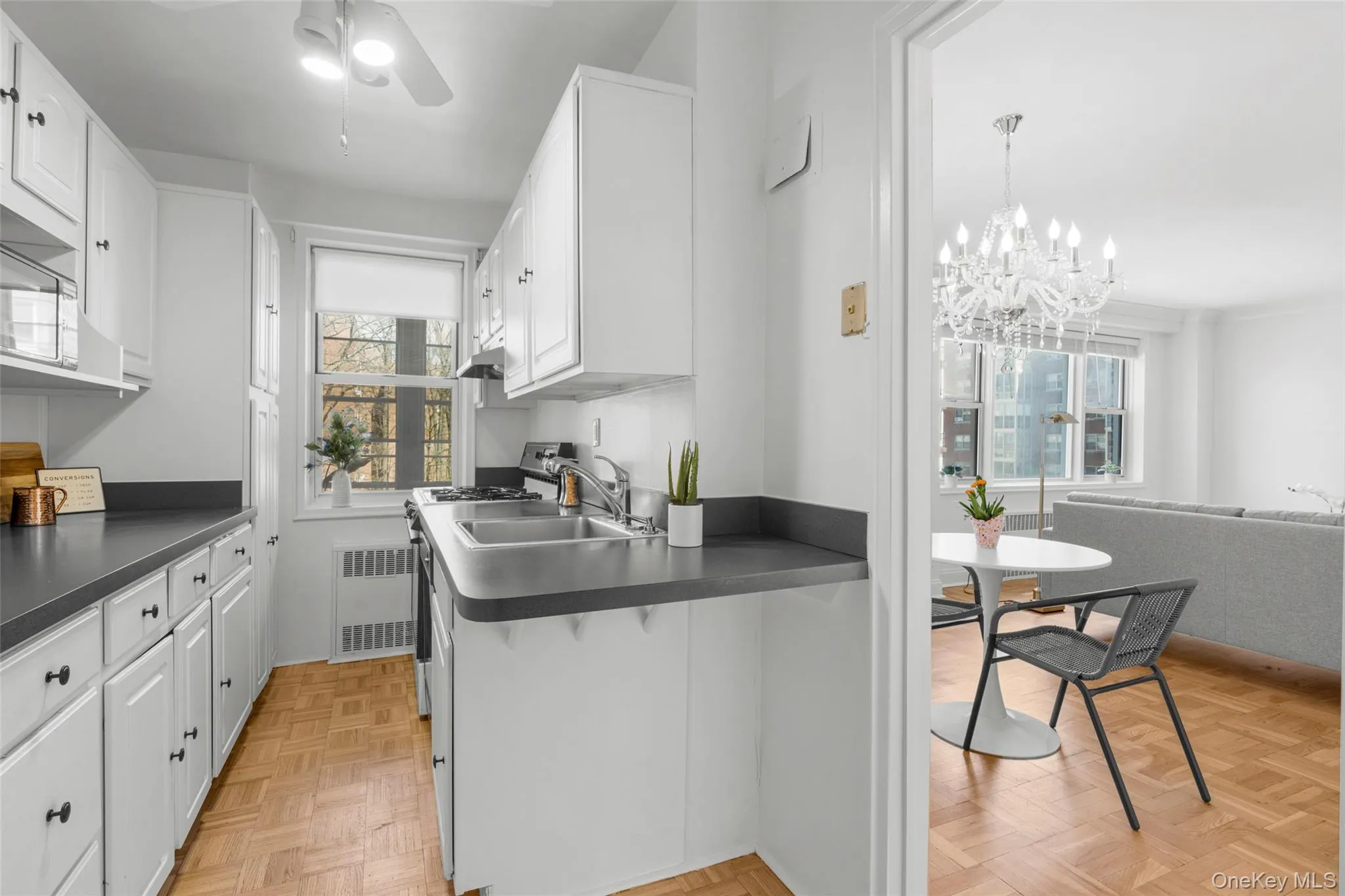 3 Washington Square, Mamaroneck, NY, 1 Bedroom Bedrooms, 4 Rooms Rooms,1 BathroomBathrooms,Residential Sale,For Rent,Washington,0,979354 3 Washington Square, Mamaroneck, NY, 1 Bedroom Bedrooms, 4 Rooms Rooms,1 BathroomBathrooms,Residential Sale,For Rent,Washington,0,979354