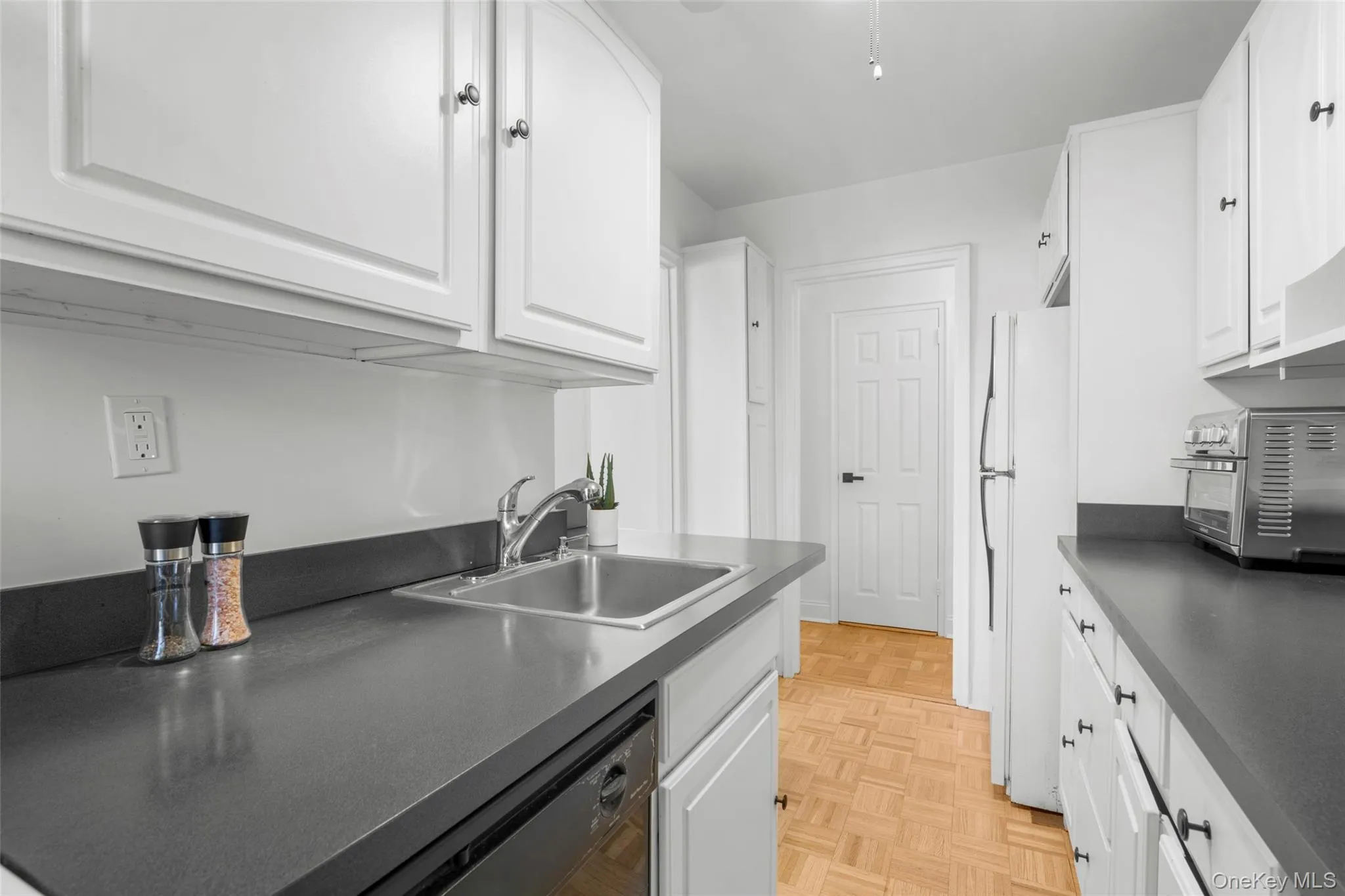3 Washington Square, Mamaroneck, NY, 1 Bedroom Bedrooms, 4 Rooms Rooms,1 BathroomBathrooms,Residential Sale,For Rent,Washington,0,979354 3 Washington Square, Mamaroneck, NY, 1 Bedroom Bedrooms, 4 Rooms Rooms,1 BathroomBathrooms,Residential Sale,For Rent,Washington,0,979354