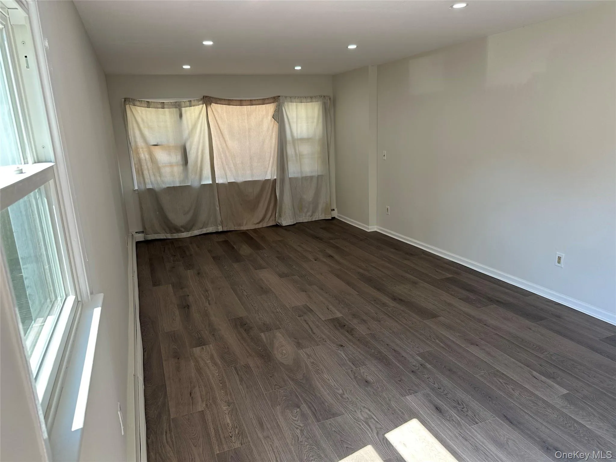 450 Penn Street, Long Beach, NY, 3 Bedrooms Bedrooms, 5 Rooms Rooms,1 BathroomBathrooms,Residential Lease,For Rent,Penn,0,979360 450 Penn Street, Long Beach, NY, 3 Bedrooms Bedrooms, 5 Rooms Rooms,1 BathroomBathrooms,Residential Lease,For Rent,Penn,0,979360