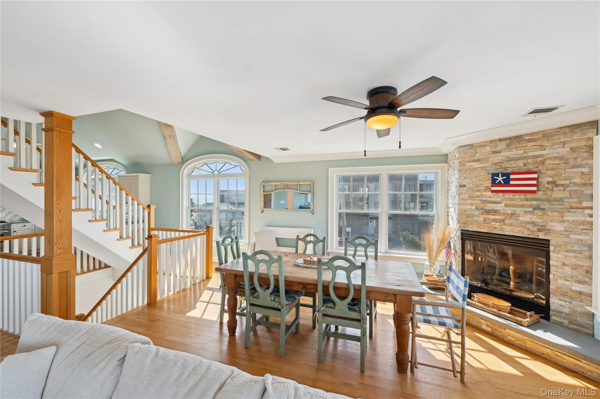 902 Dune Road, Southampton, NY, 5 Bedrooms Bedrooms, 9 Rooms Rooms,3 BathroomsBathrooms,Residential Lease,For Rent,Dune,0,979361 902 Dune Road, Southampton, NY, 5 Bedrooms Bedrooms, 9 Rooms Rooms,3 BathroomsBathrooms,Residential Lease,For Rent,Dune,0,979361