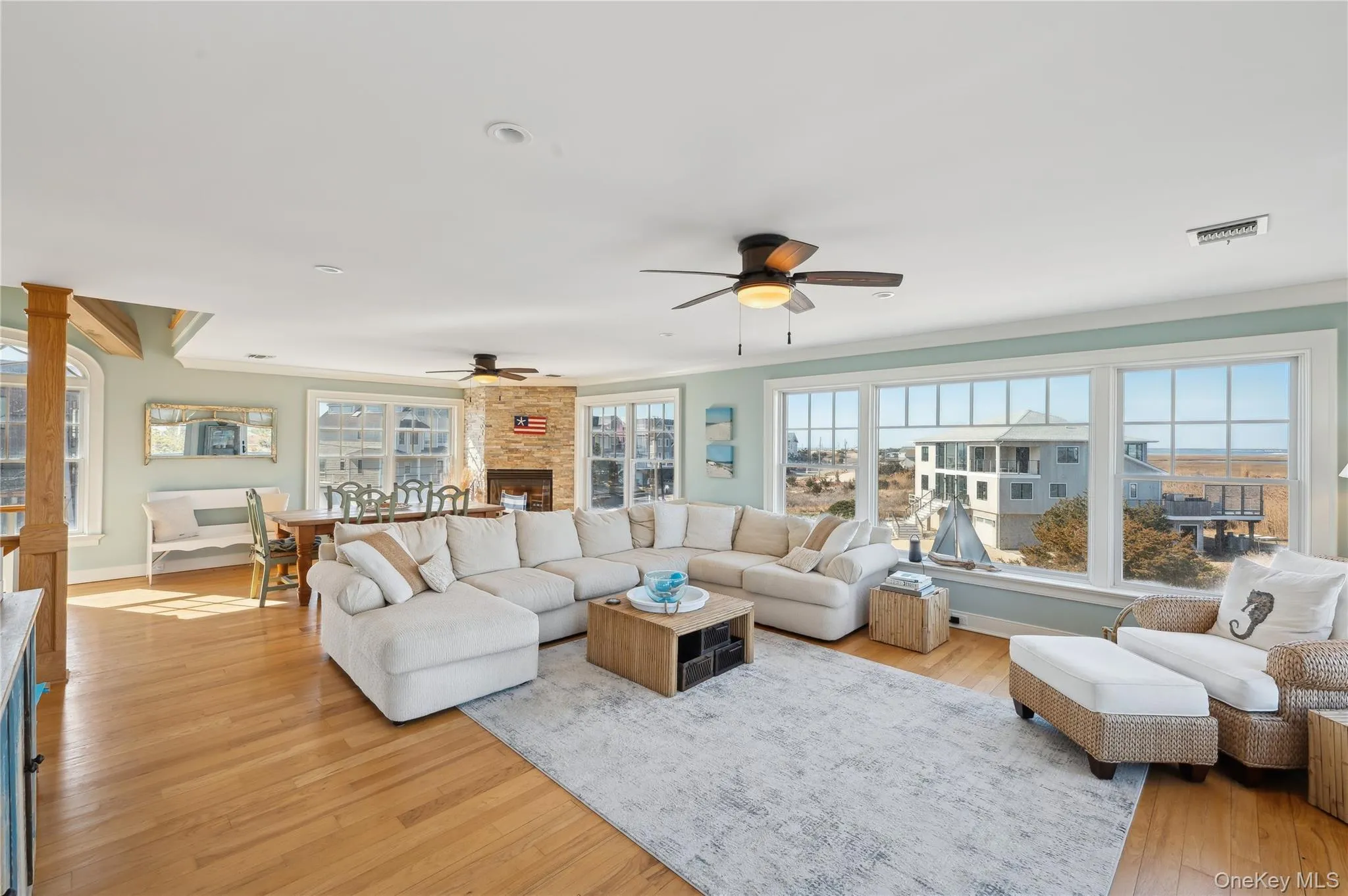 902 Dune Road, Southampton, NY, 5 Bedrooms Bedrooms, 9 Rooms Rooms,3 BathroomsBathrooms,Residential Lease,For Rent,Dune,0,979361 902 Dune Road, Southampton, NY, 5 Bedrooms Bedrooms, 9 Rooms Rooms,3 BathroomsBathrooms,Residential Lease,For Rent,Dune,0,979361