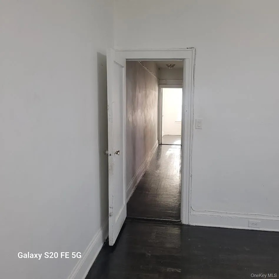 9318 240th Street, New York, NY, 1 Bedroom Bedrooms, 3 Rooms Rooms,1 BathroomBathrooms,Residential Lease,For Rent,240th,0,979378 9318 240th Street, New York, NY, 1 Bedroom Bedrooms, 3 Rooms Rooms,1 BathroomBathrooms,Residential Lease,For Rent,240th,0,979378