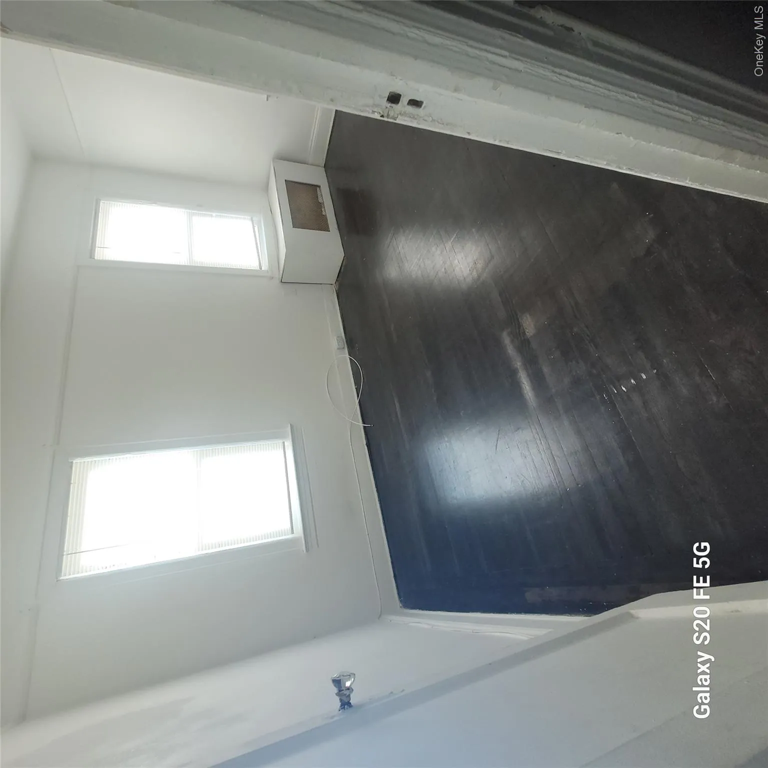 9318 240th Street, New York, NY, 1 Bedroom Bedrooms, 3 Rooms Rooms,1 BathroomBathrooms,Residential Lease,For Rent,240th,0,979378 9318 240th Street, New York, NY, 1 Bedroom Bedrooms, 3 Rooms Rooms,1 BathroomBathrooms,Residential Lease,For Rent,240th,0,979378