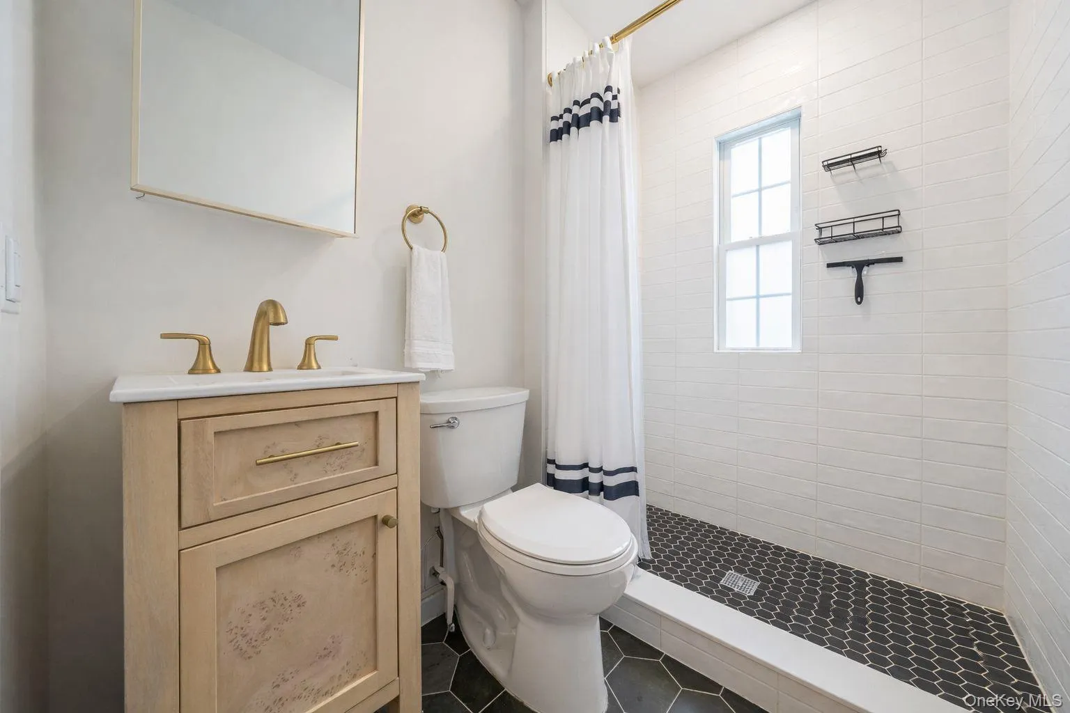 93 West Street, Warwick (town), NY, 2 Bedrooms Bedrooms, 6 Rooms Rooms,1 BathroomBathrooms,Residential Lease,For Rent,West,0,979380 93 West Street, Warwick (town), NY, 2 Bedrooms Bedrooms, 6 Rooms Rooms,1 BathroomBathrooms,Residential Lease,For Rent,West,0,979380