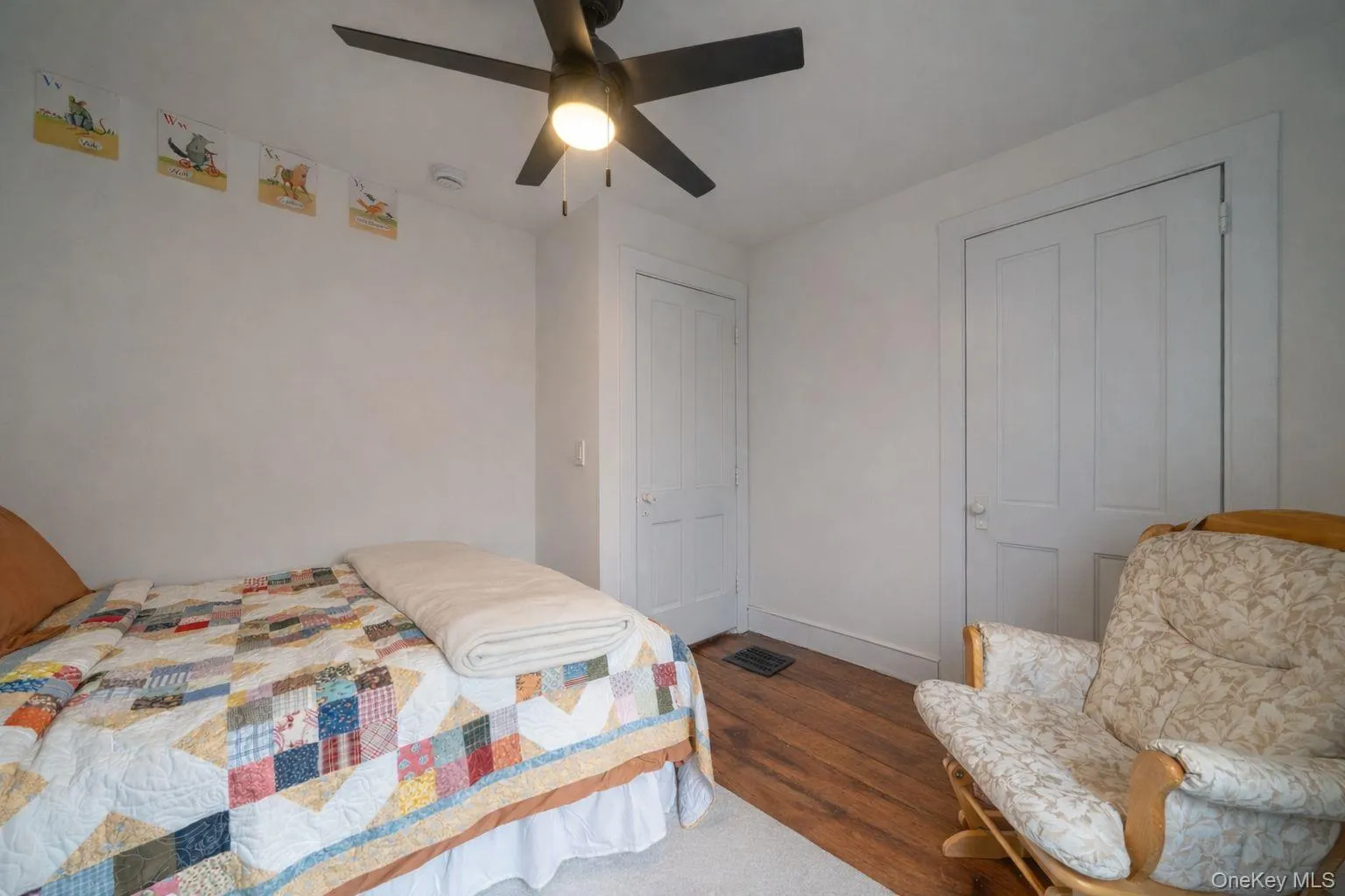 93 West Street, Warwick (town), NY, 2 Bedrooms Bedrooms, 6 Rooms Rooms,1 BathroomBathrooms,Residential Lease,For Rent,West,0,979380 93 West Street, Warwick (town), NY, 2 Bedrooms Bedrooms, 6 Rooms Rooms,1 BathroomBathrooms,Residential Lease,For Rent,West,0,979380