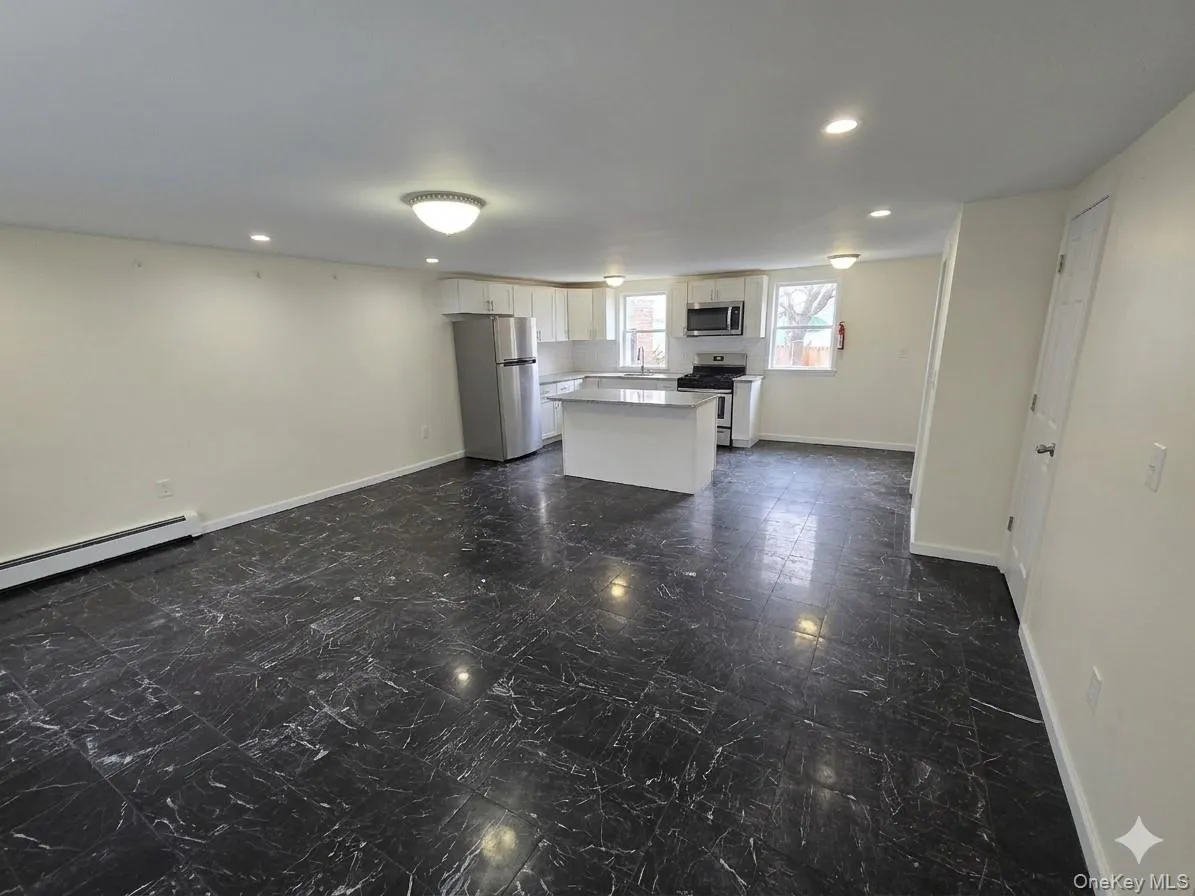 28 Hasbrouck Street, Newburgh (city), NY, 3 Bedrooms Bedrooms, 5 Rooms Rooms,1 BathroomBathrooms,Residential Lease,For Rent,Hasbrouck,0,979381 28 Hasbrouck Street, Newburgh (city), NY, 3 Bedrooms Bedrooms, 5 Rooms Rooms,1 BathroomBathrooms,Residential Lease,For Rent,Hasbrouck,0,979381