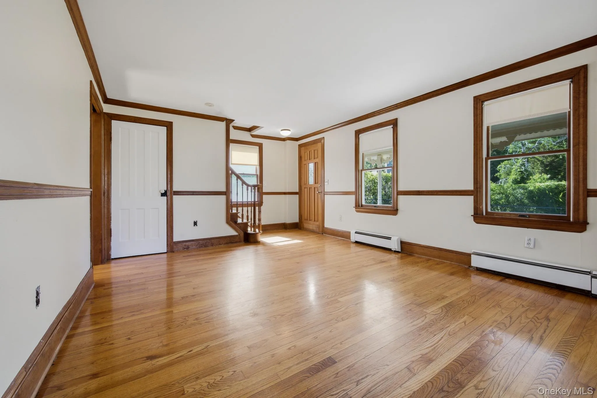 302 Broadway, Brookhaven, NY, 3 Bedrooms Bedrooms, 6 Rooms Rooms,2 BathroomsBathrooms,Residential,For Rent,Broadway,0,979382 302 Broadway, Brookhaven, NY, 3 Bedrooms Bedrooms, 6 Rooms Rooms,2 BathroomsBathrooms,Residential,For Rent,Broadway,0,979382