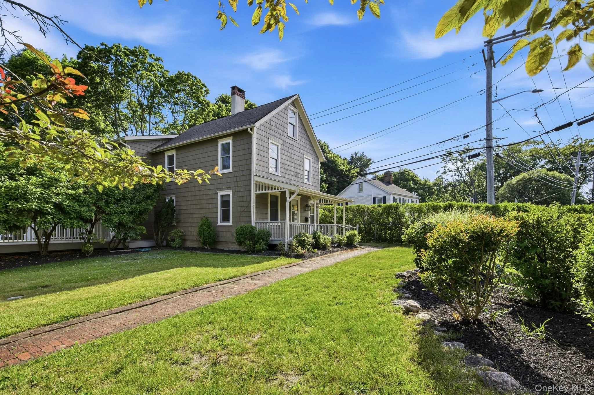 302 Broadway, Brookhaven, NY, 3 Bedrooms Bedrooms, 6 Rooms Rooms,2 BathroomsBathrooms,Residential,For Rent,Broadway,0,979382 302 Broadway, Brookhaven, NY, 3 Bedrooms Bedrooms, 6 Rooms Rooms,2 BathroomsBathrooms,Residential,For Rent,Broadway,0,979382