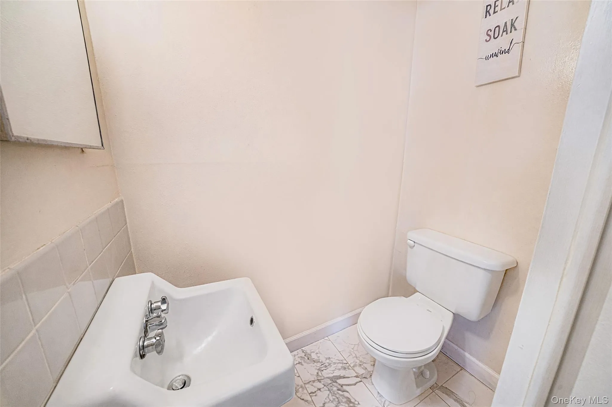 290 Lowndes Avenue, Huntington, NY, 3 Bedrooms Bedrooms, 7 Rooms Rooms,1 BathroomBathrooms,Residential,For Rent,Lowndes,0,979383 290 Lowndes Avenue, Huntington, NY, 3 Bedrooms Bedrooms, 7 Rooms Rooms,1 BathroomBathrooms,Residential,For Rent,Lowndes,0,979383