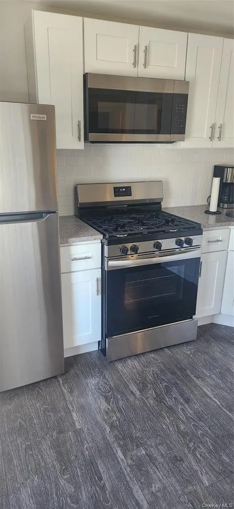 45 Harrison, Hempstead, NY, 1 Bedroom Bedrooms, 3 Rooms Rooms,1 BathroomBathrooms,Residential Lease,For Rent,Harrison,0,979384 45 Harrison, Hempstead, NY, 1 Bedroom Bedrooms, 3 Rooms Rooms,1 BathroomBathrooms,Residential Lease,For Rent,Harrison,0,979384