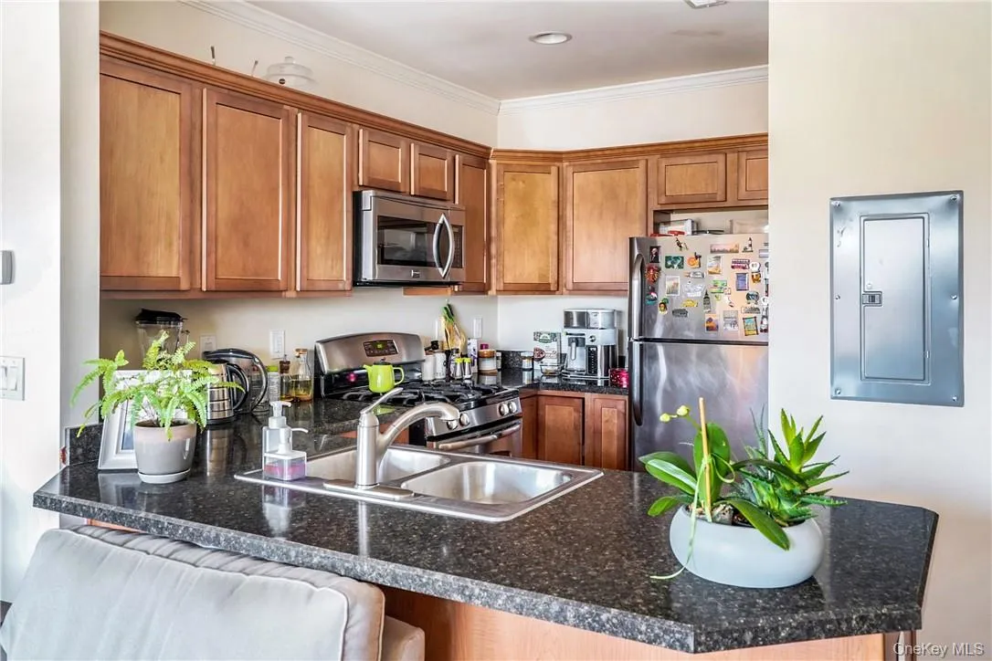 Eat in kitchen Eat in kitchen