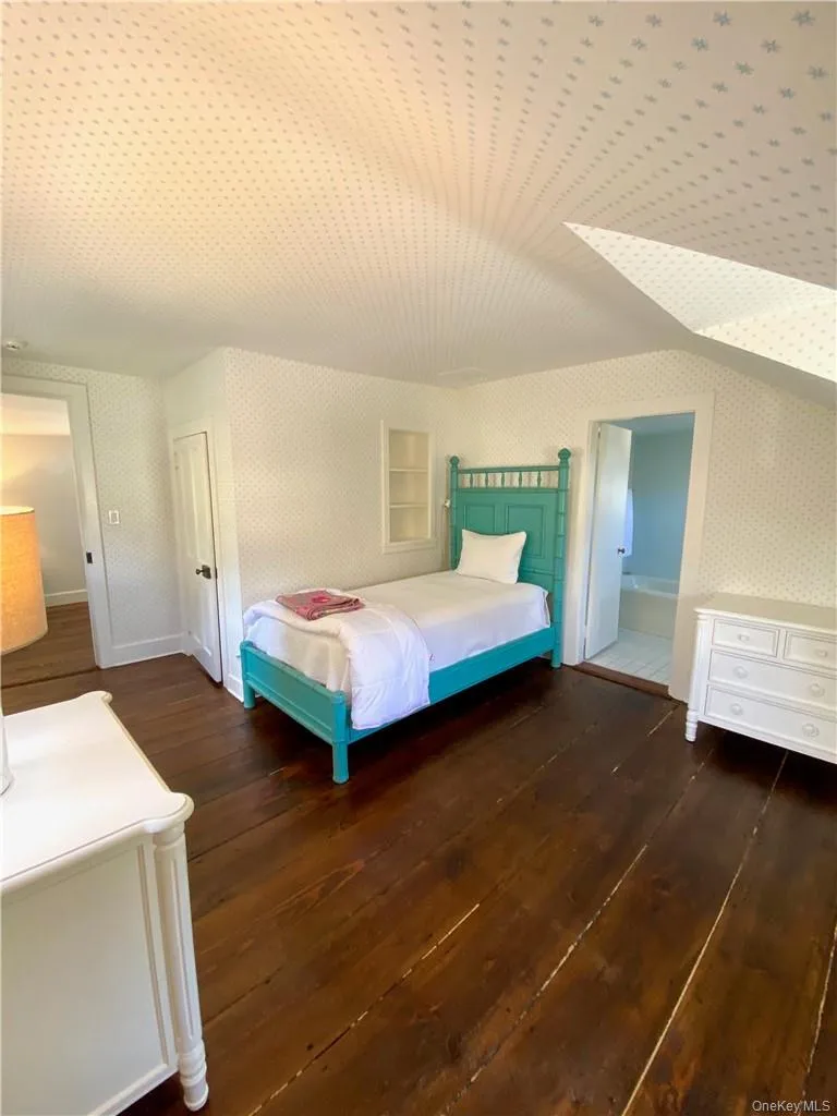 333 Hook Road, Bedford, NY, 3 Bedrooms Bedrooms, 8 Rooms Rooms,4 BathroomsBathrooms,Residential Lease,For Rent,Hook,0,979408 333 Hook Road, Bedford, NY, 3 Bedrooms Bedrooms, 8 Rooms Rooms,4 BathroomsBathrooms,Residential Lease,For Rent,Hook,0,979408