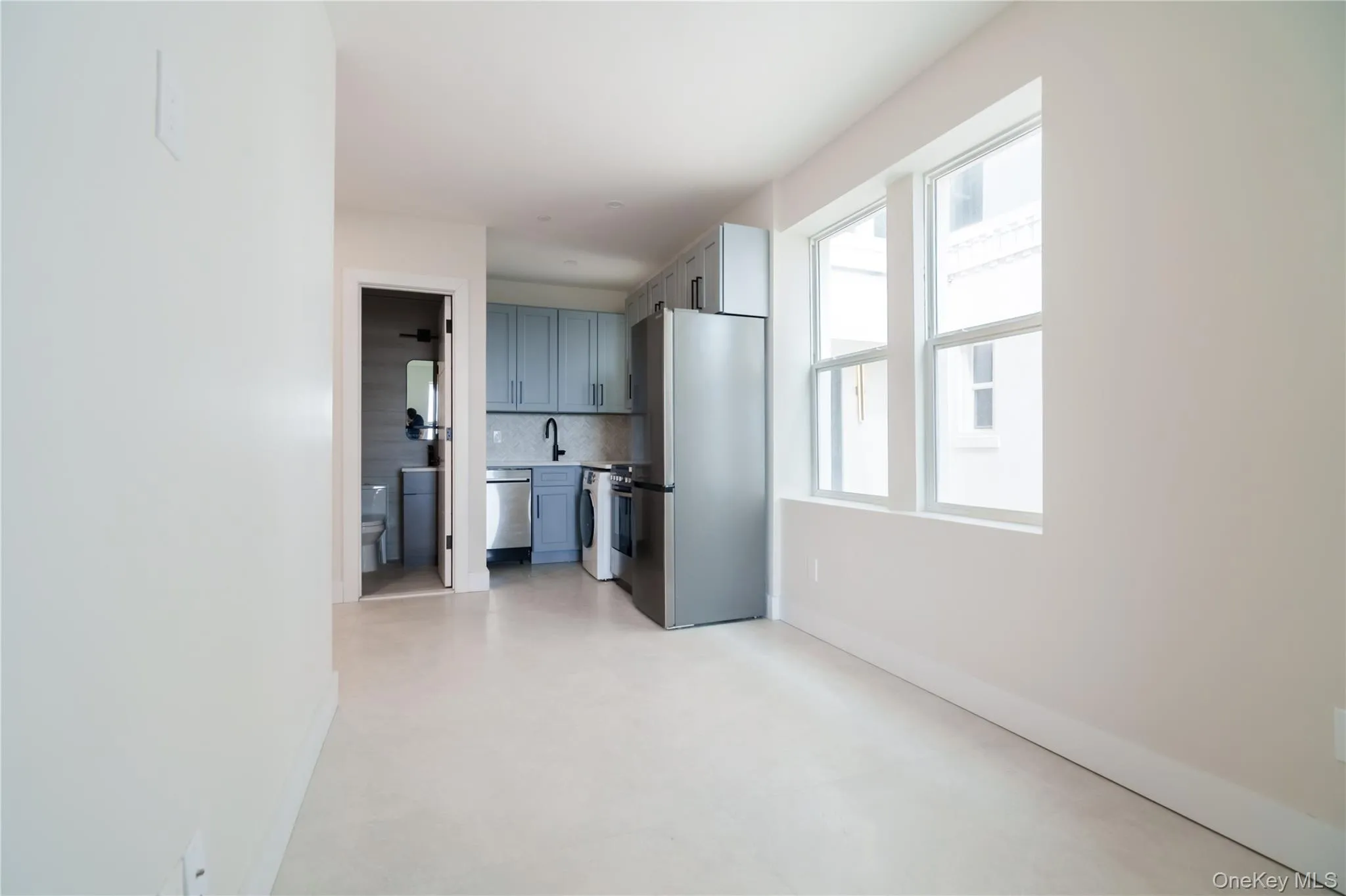 315 1H Broadway, Long Beach, NY, 1 Bedroom Bedrooms, 3 Rooms Rooms,1 BathroomBathrooms,Residential Lease,For Rent,Broadway,0,979411 315 1H Broadway, Long Beach, NY, 1 Bedroom Bedrooms, 3 Rooms Rooms,1 BathroomBathrooms,Residential Lease,For Rent,Broadway,0,979411