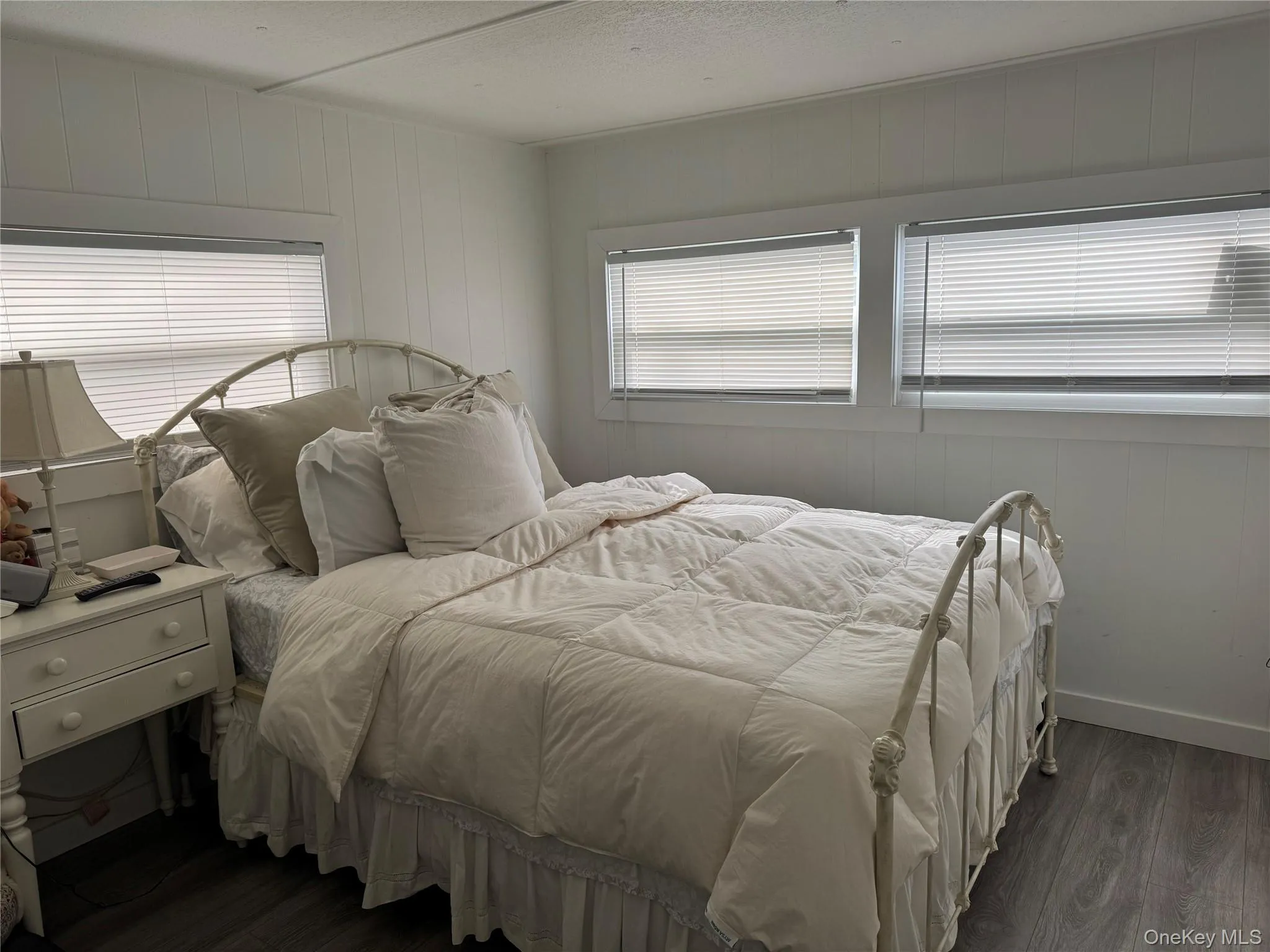 Bedroom Bedroom