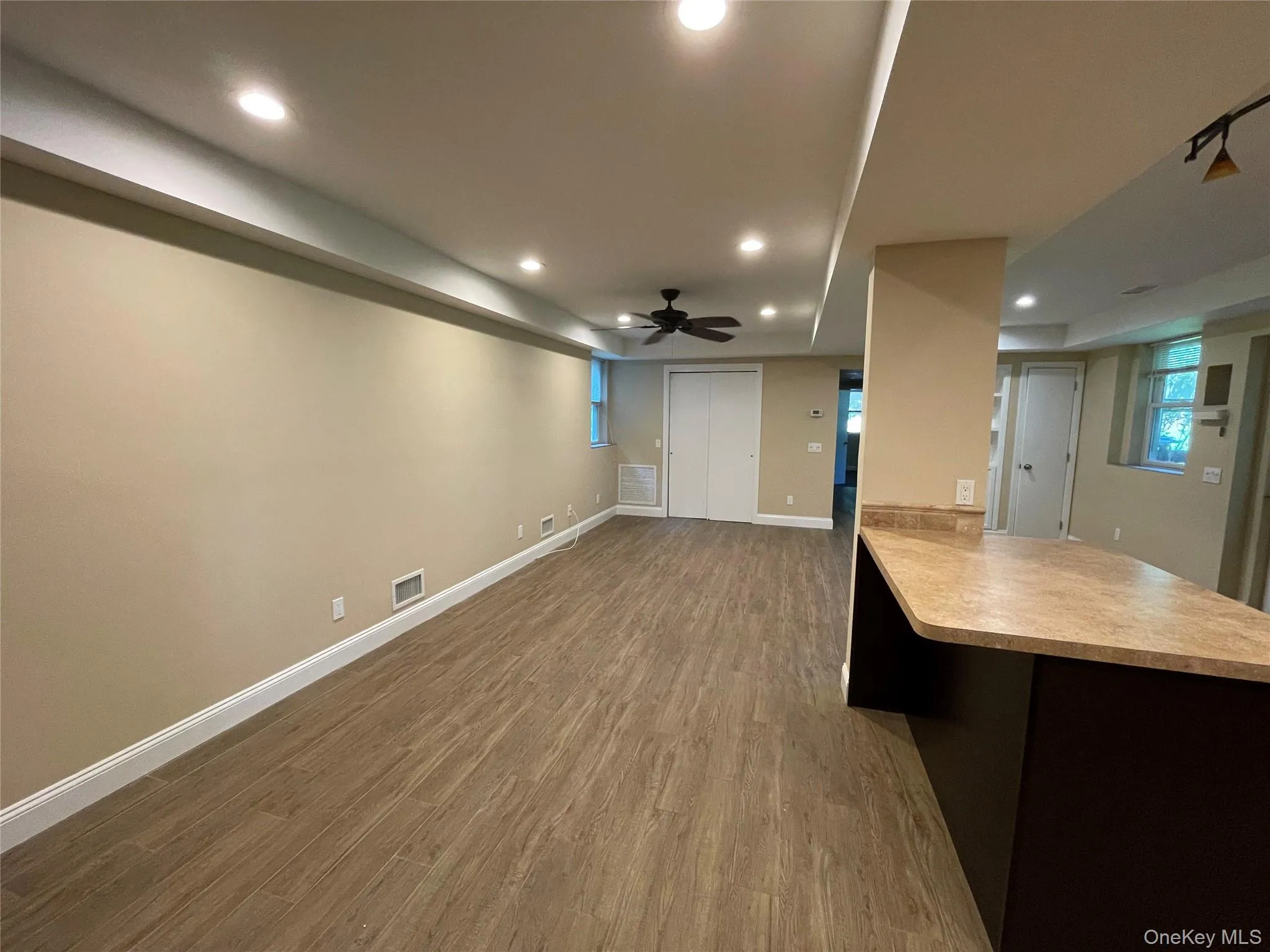 328 B Broadway, Brookhaven, NY, 2 Bedrooms Bedrooms, 4 Rooms Rooms,1 BathroomBathrooms,Residential Lease,For Rent,Broadway,0,979427 328 B Broadway, Brookhaven, NY, 2 Bedrooms Bedrooms, 4 Rooms Rooms,1 BathroomBathrooms,Residential Lease,For Rent,Broadway,0,979427