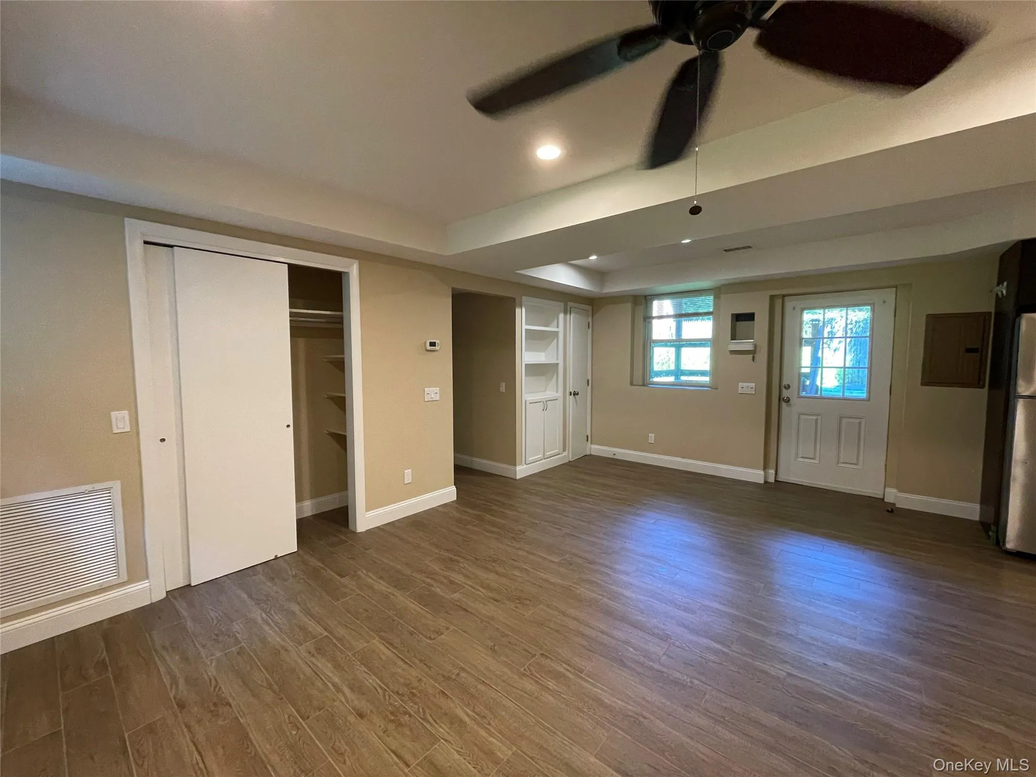 328 B Broadway, Brookhaven, NY, 2 Bedrooms Bedrooms, 4 Rooms Rooms,1 BathroomBathrooms,Residential Lease,For Rent,Broadway,0,979427 328 B Broadway, Brookhaven, NY, 2 Bedrooms Bedrooms, 4 Rooms Rooms,1 BathroomBathrooms,Residential Lease,For Rent,Broadway,0,979427