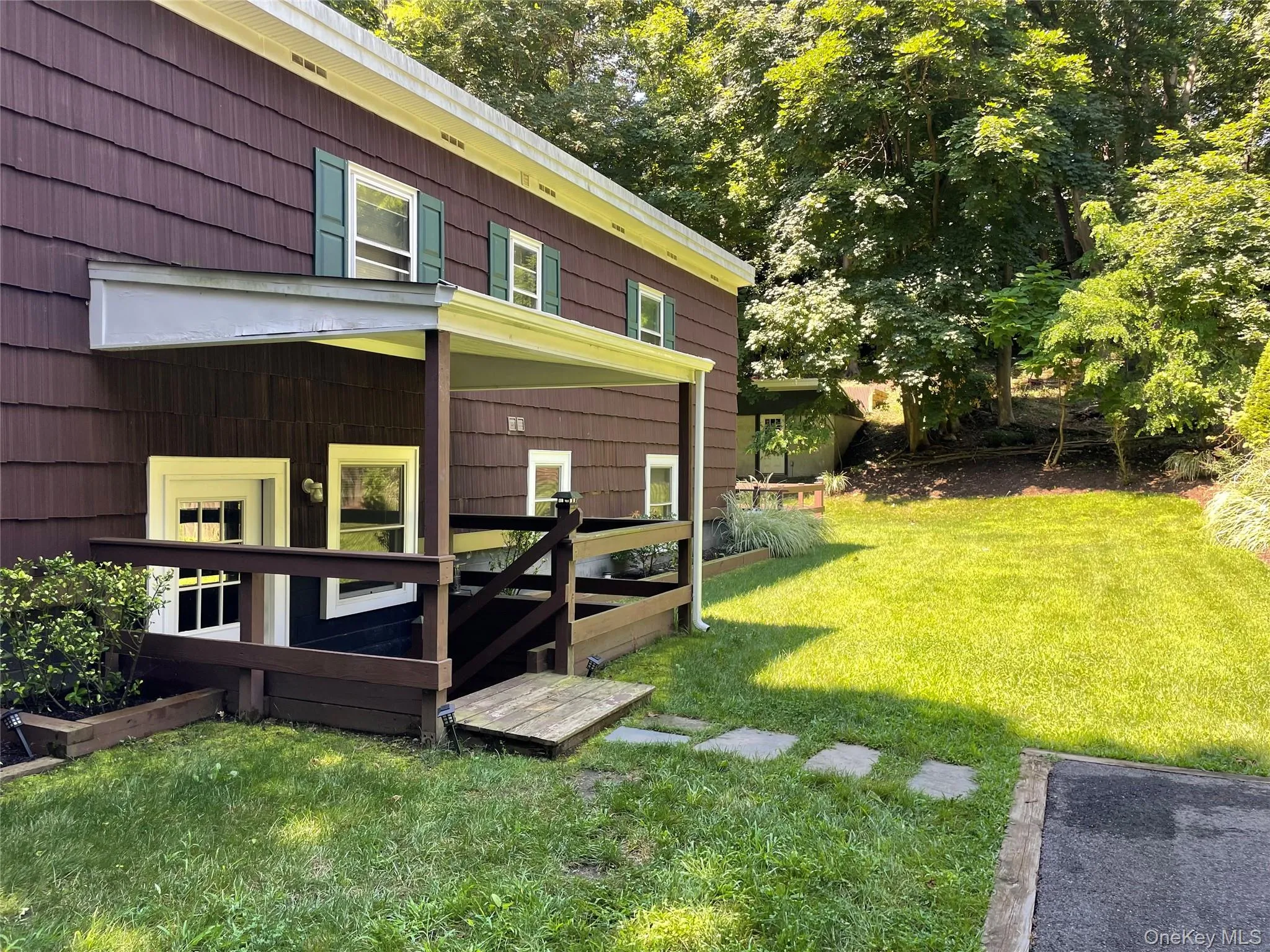 328 B Broadway, Brookhaven, NY, 2 Bedrooms Bedrooms, 4 Rooms Rooms,1 BathroomBathrooms,Residential Lease,For Rent,Broadway,0,979427 328 B Broadway, Brookhaven, NY, 2 Bedrooms Bedrooms, 4 Rooms Rooms,1 BathroomBathrooms,Residential Lease,For Rent,Broadway,0,979427