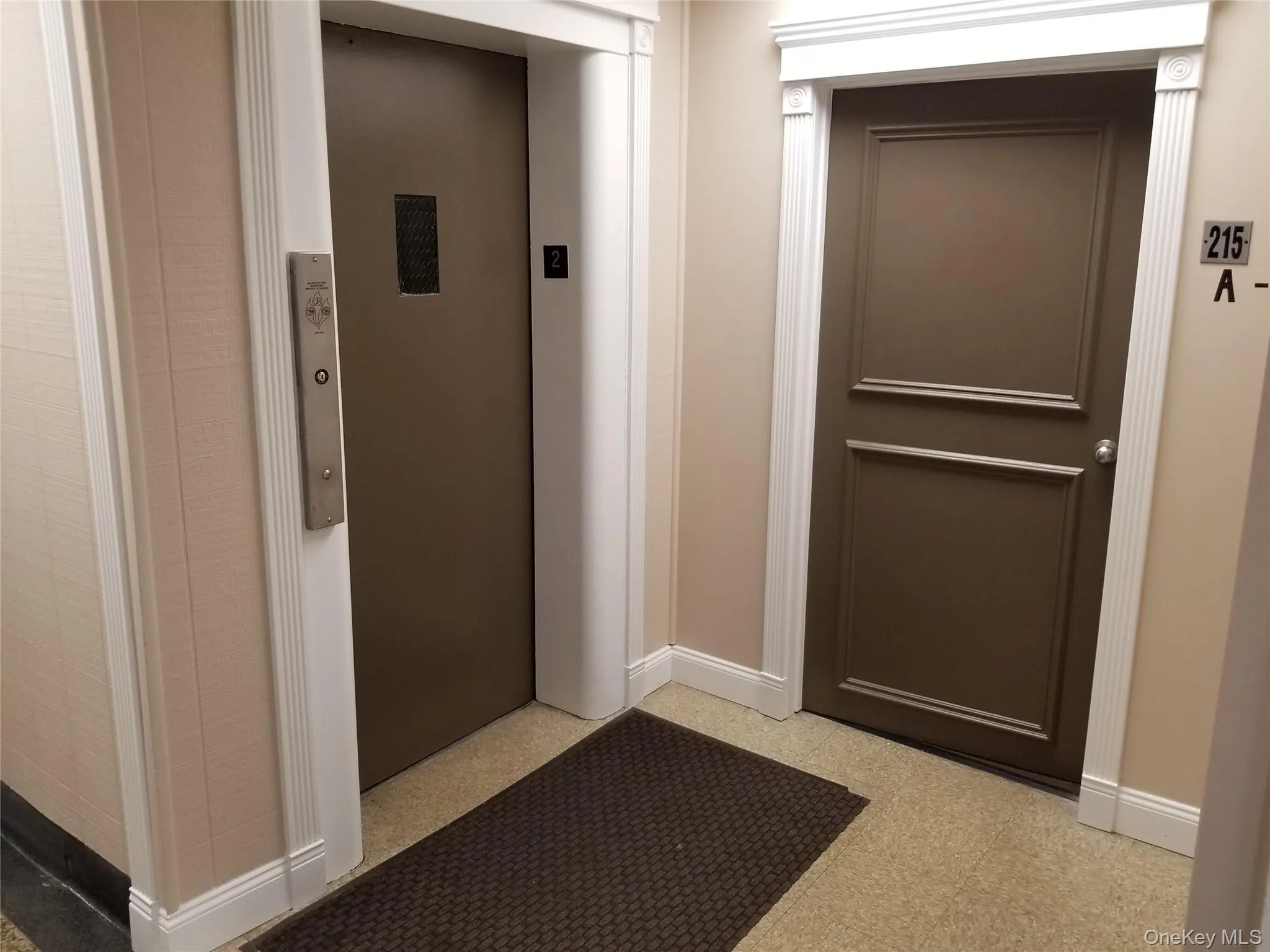 64 Division Avenue, Hempstead, NY, ,Commercial Lease,For Rent,Division,0,979432 64 Division Avenue, Hempstead, NY, ,Commercial Lease,For Rent,Division,0,979432