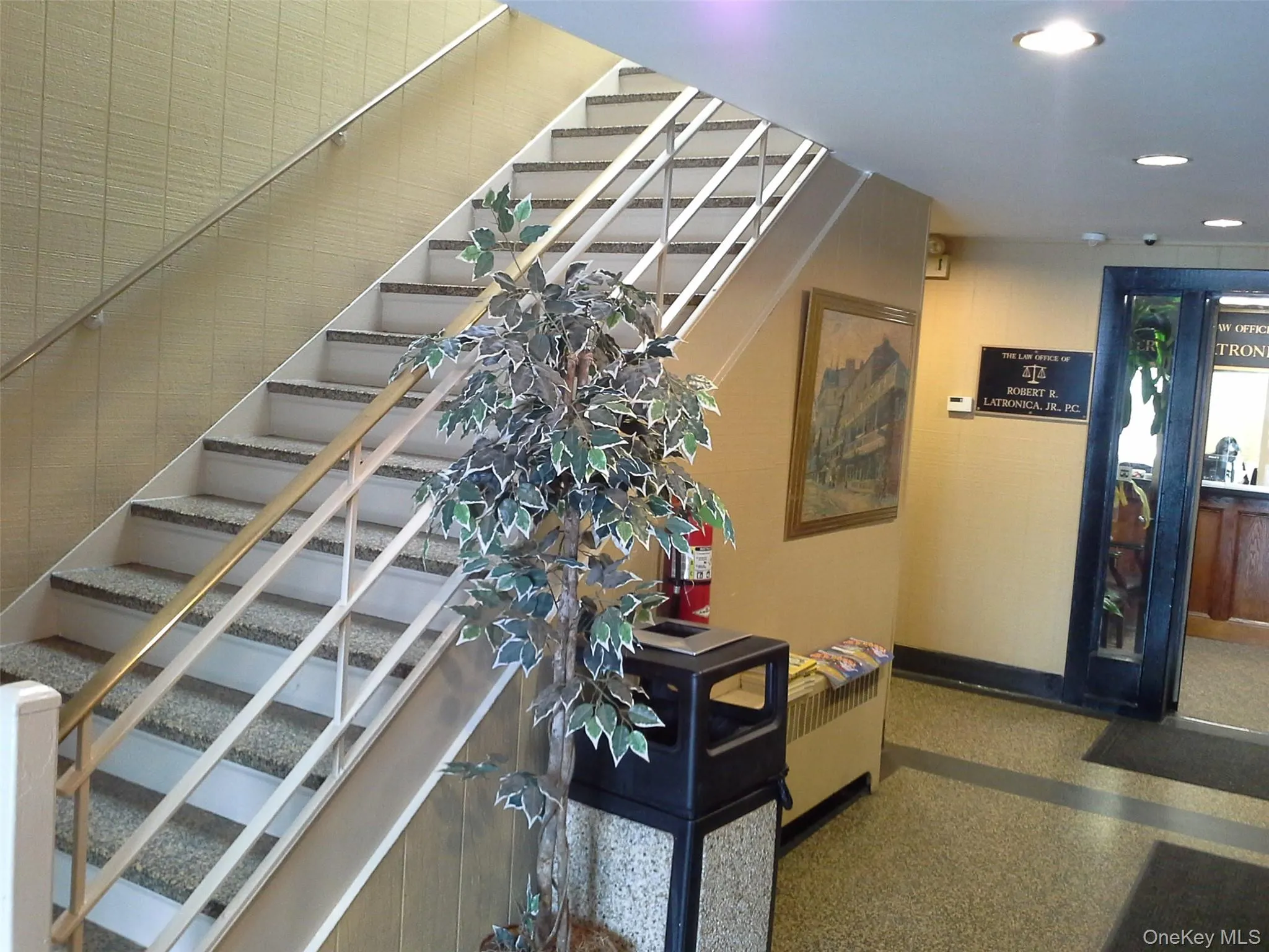 64 Division Avenue, Hempstead, NY, ,Commercial Lease,For Rent,Division,0,979432 64 Division Avenue, Hempstead, NY, ,Commercial Lease,For Rent,Division,0,979432