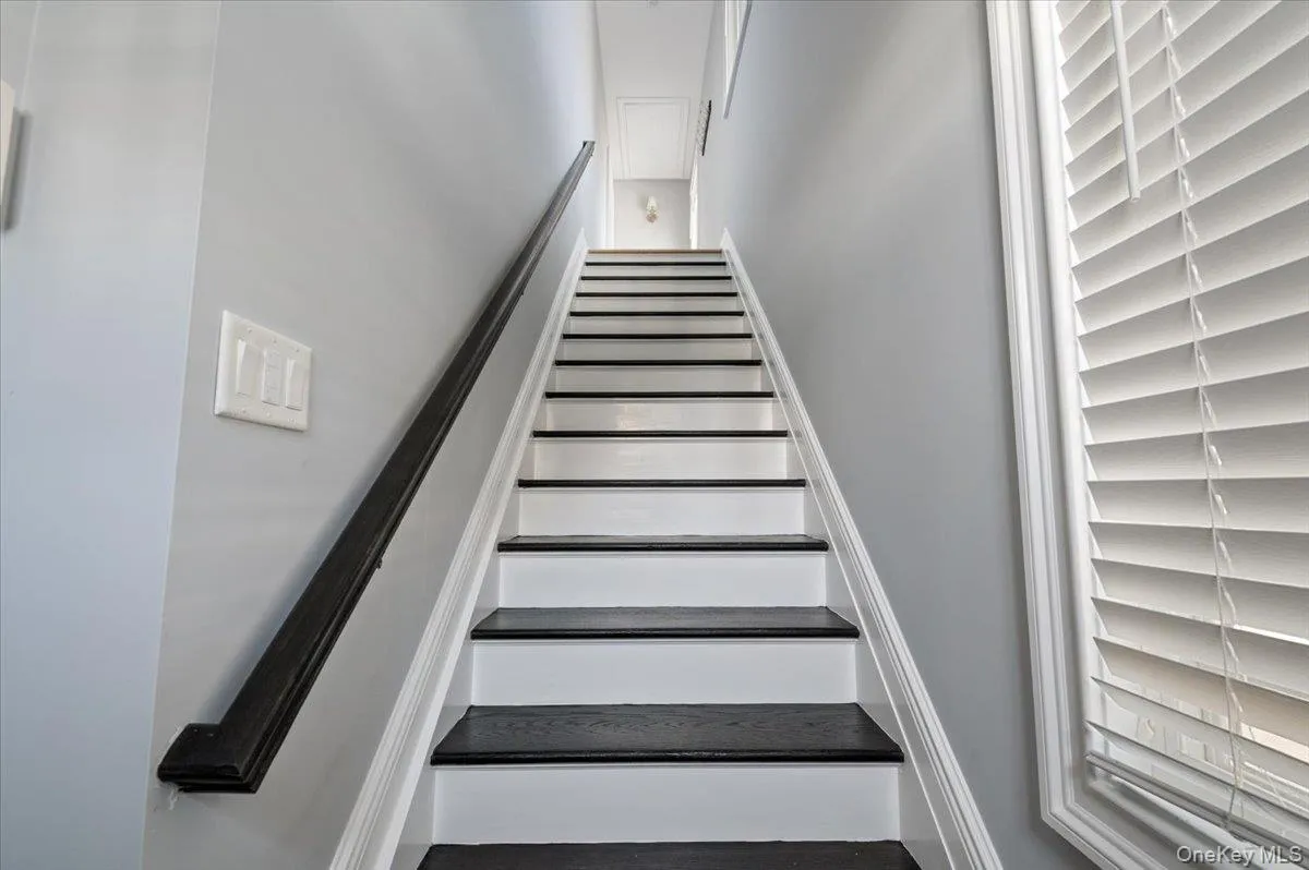 769 Fulton Street, Oyster Bay, NY, 2 Bedrooms Bedrooms, 3 Rooms Rooms,1 BathroomBathrooms,Residential Lease,For Rent,Fulton,0,979434 769 Fulton Street, Oyster Bay, NY, 2 Bedrooms Bedrooms, 3 Rooms Rooms,1 BathroomBathrooms,Residential Lease,For Rent,Fulton,0,979434