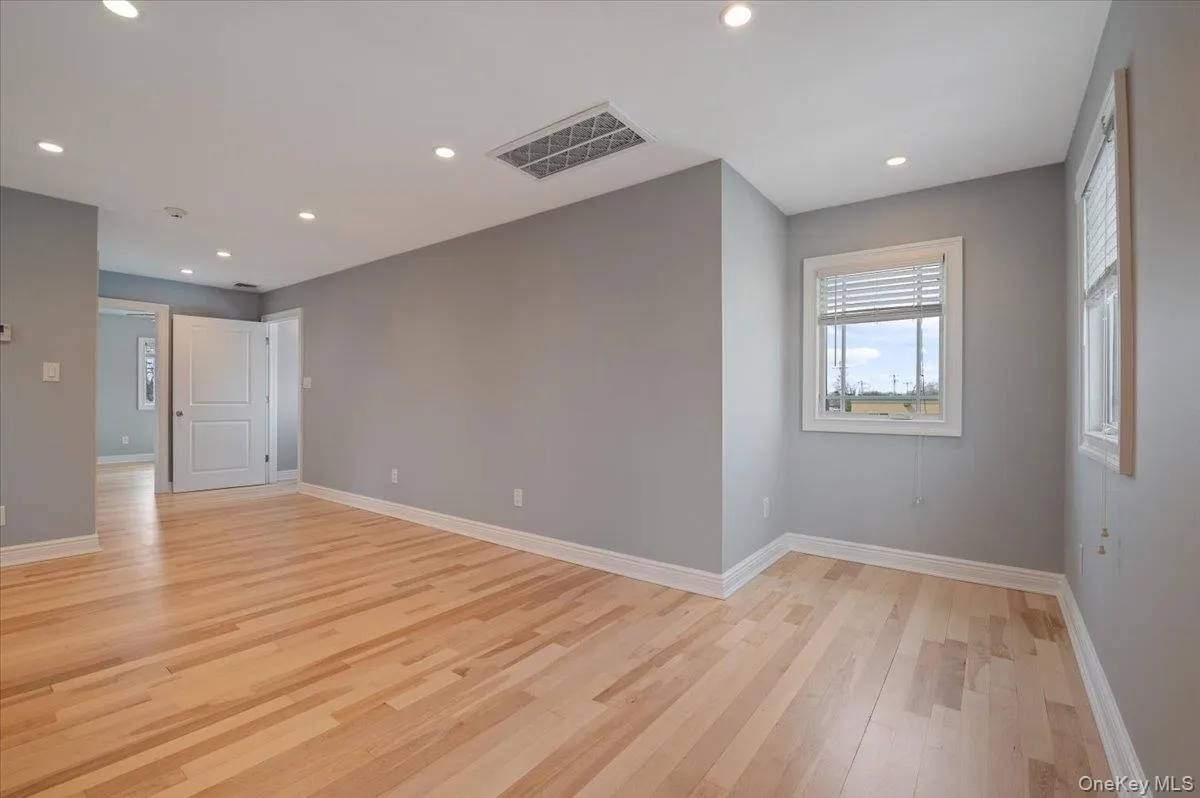 769 Fulton Street, Oyster Bay, NY, 2 Bedrooms Bedrooms, 3 Rooms Rooms,1 BathroomBathrooms,Residential Lease,For Rent,Fulton,0,979434 769 Fulton Street, Oyster Bay, NY, 2 Bedrooms Bedrooms, 3 Rooms Rooms,1 BathroomBathrooms,Residential Lease,For Rent,Fulton,0,979434