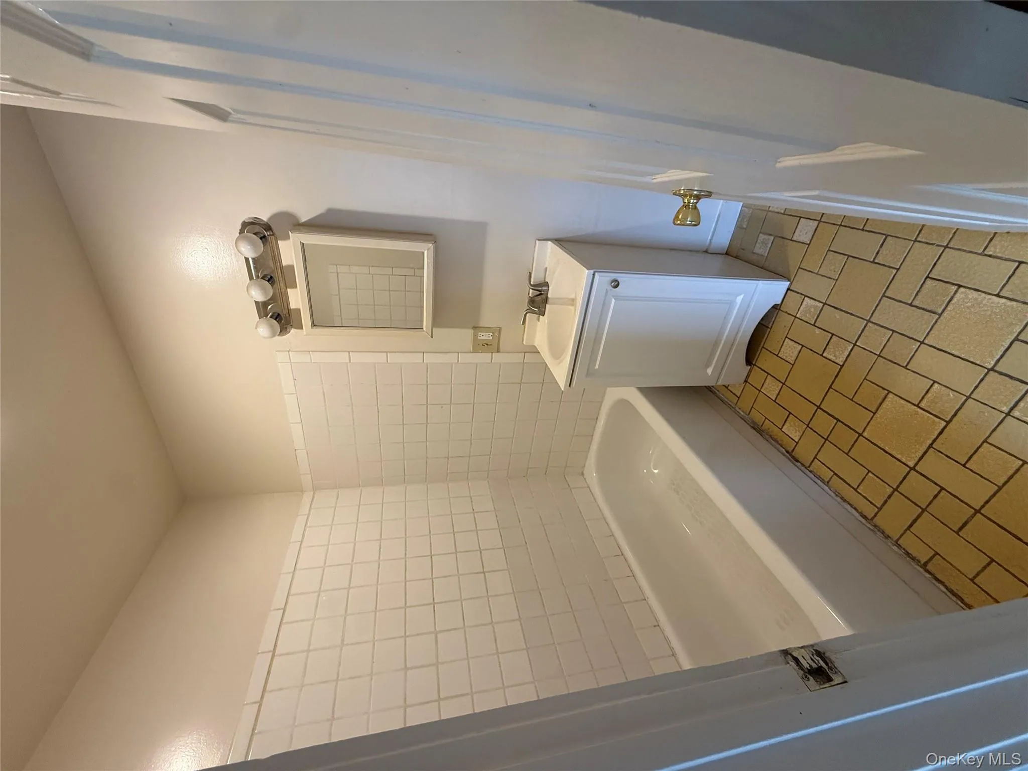 2314-2330 Route 83, Pine Plains, NY, 1 Bedroom Bedrooms, 4 Rooms Rooms,1 BathroomBathrooms,Residential Lease,For Rent,Route 83,0,979446 2314-2330 Route 83, Pine Plains, NY, 1 Bedroom Bedrooms, 4 Rooms Rooms,1 BathroomBathrooms,Residential Lease,For Rent,Route 83,0,979446