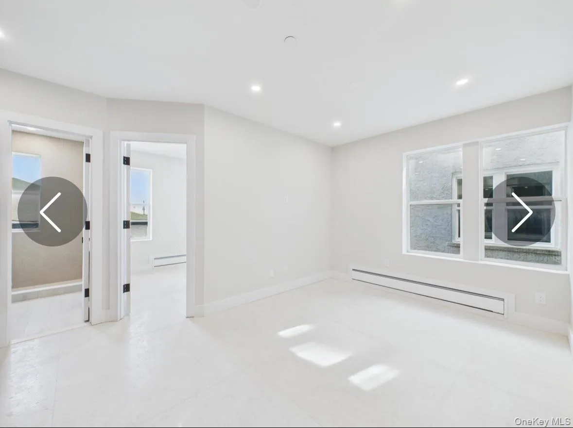315 1M Broadway, Long Beach, NY, 2 Bedrooms Bedrooms, 5 Rooms Rooms,1 BathroomBathrooms,Residential Lease,For Rent,Broadway,0,979448 315 1M Broadway, Long Beach, NY, 2 Bedrooms Bedrooms, 5 Rooms Rooms,1 BathroomBathrooms,Residential Lease,For Rent,Broadway,0,979448