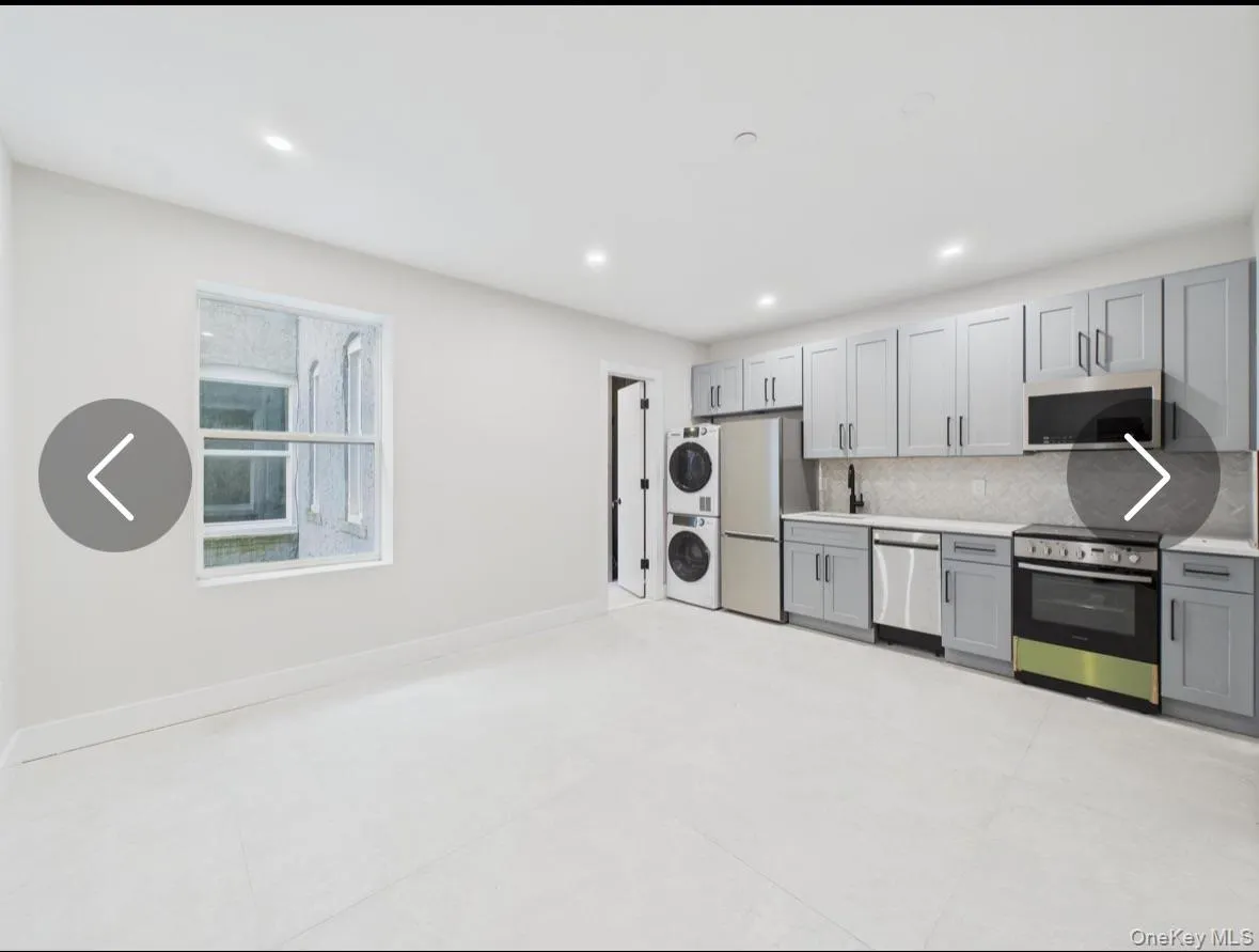 315 Broadway, Long Beach, NY, 2 Bedrooms Bedrooms, 5 Rooms Rooms,1 BathroomBathrooms,Residential Lease,For Rent,Broadway,0,979448 315 Broadway, Long Beach, NY, 2 Bedrooms Bedrooms, 5 Rooms Rooms,1 BathroomBathrooms,Residential Lease,For Rent,Broadway,0,979448
