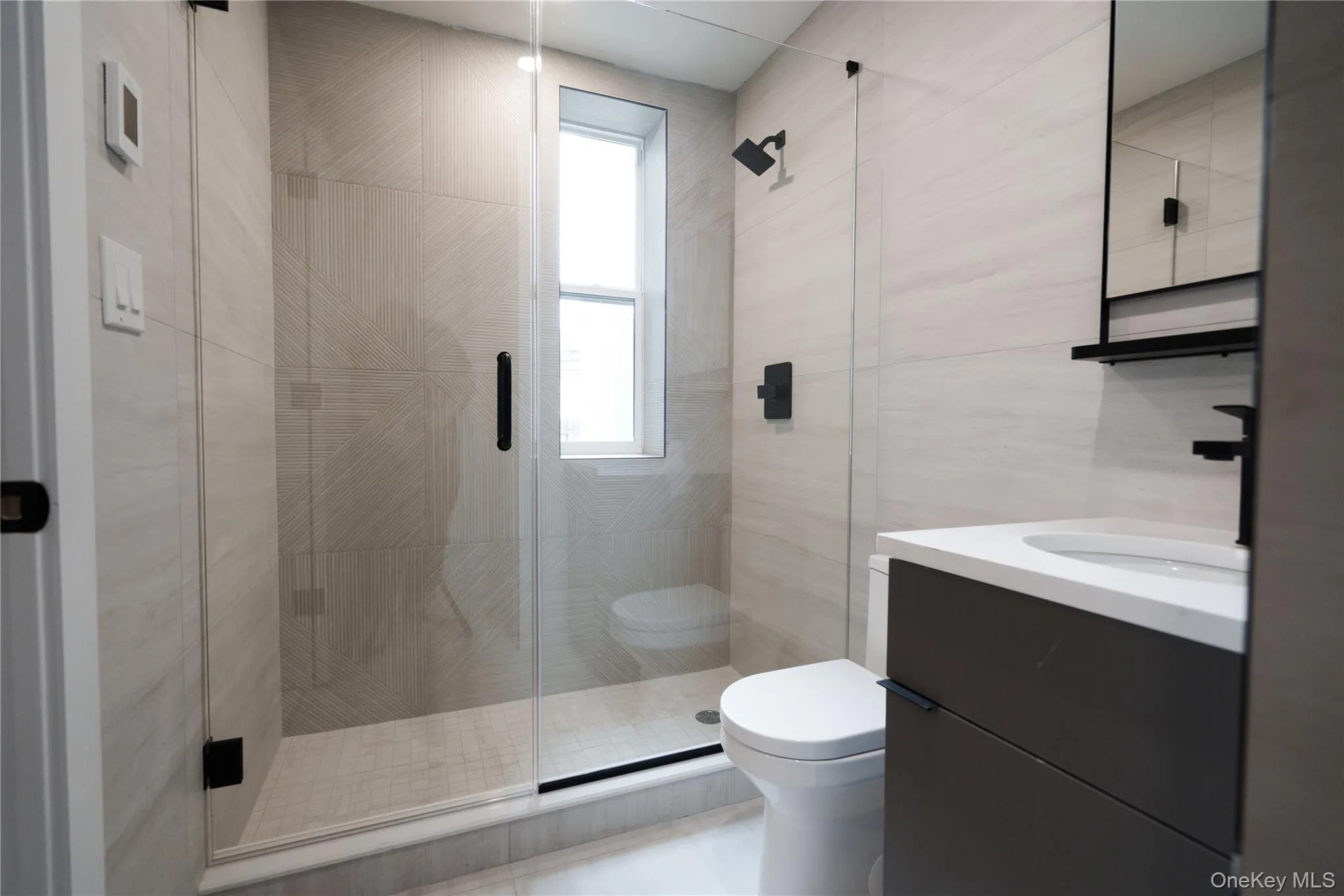 315 1P Broadway, Long Beach, NY, 3 Rooms Rooms,1 BathroomBathrooms,Residential Lease,For Rent,Broadway,0,979461 315 1P Broadway, Long Beach, NY, 3 Rooms Rooms,1 BathroomBathrooms,Residential Lease,For Rent,Broadway,0,979461