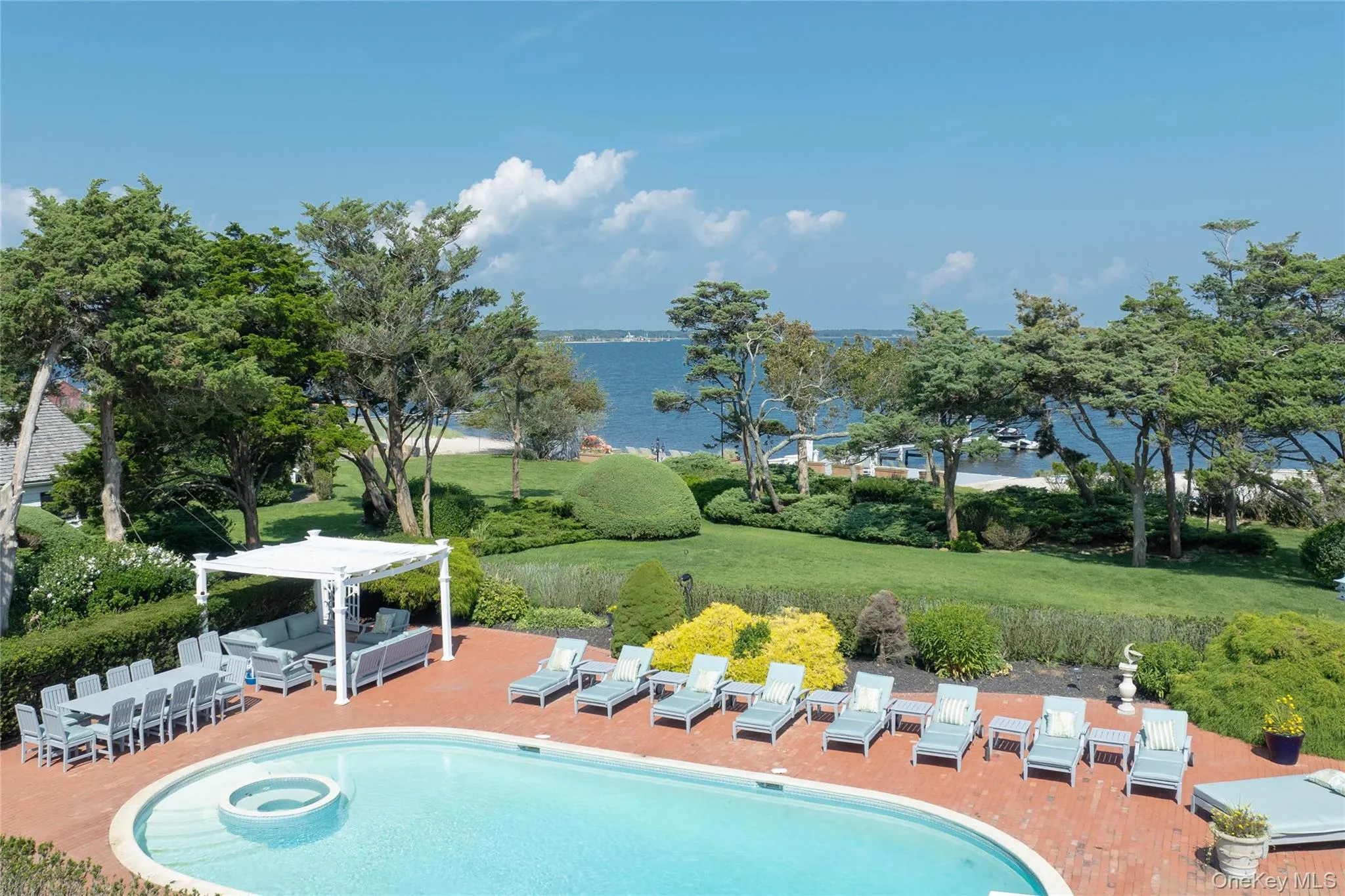 16 Point Road, Brookhaven, NY, 5 Bedrooms Bedrooms, 9 Rooms Rooms,5 BathroomsBathrooms,Residential,For Rent,Point,0,979475 16 Point Road, Brookhaven, NY, 5 Bedrooms Bedrooms, 9 Rooms Rooms,5 BathroomsBathrooms,Residential,For Rent,Point,0,979475
