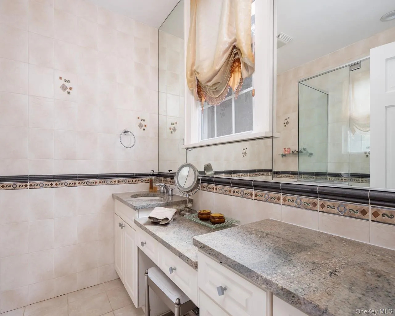 16 Point Road, Brookhaven, NY, 5 Bedrooms Bedrooms, 9 Rooms Rooms,5 BathroomsBathrooms,Residential,For Rent,Point,0,979475 16 Point Road, Brookhaven, NY, 5 Bedrooms Bedrooms, 9 Rooms Rooms,5 BathroomsBathrooms,Residential,For Rent,Point,0,979475