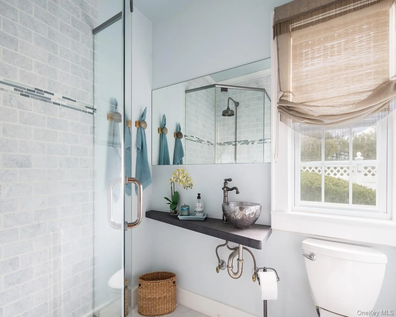 16 Point Road, Brookhaven, NY, 5 Bedrooms Bedrooms, 9 Rooms Rooms,5 BathroomsBathrooms,Residential,For Rent,Point,0,979475 16 Point Road, Brookhaven, NY, 5 Bedrooms Bedrooms, 9 Rooms Rooms,5 BathroomsBathrooms,Residential,For Rent,Point,0,979475