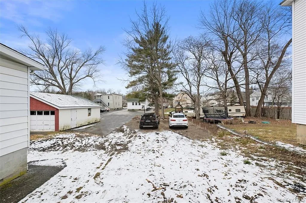 Large yard with ample space for entertaining, gardening, or relaxing outdoors. Large yard with ample space for entertaining, gardening, or relaxing outdoors.