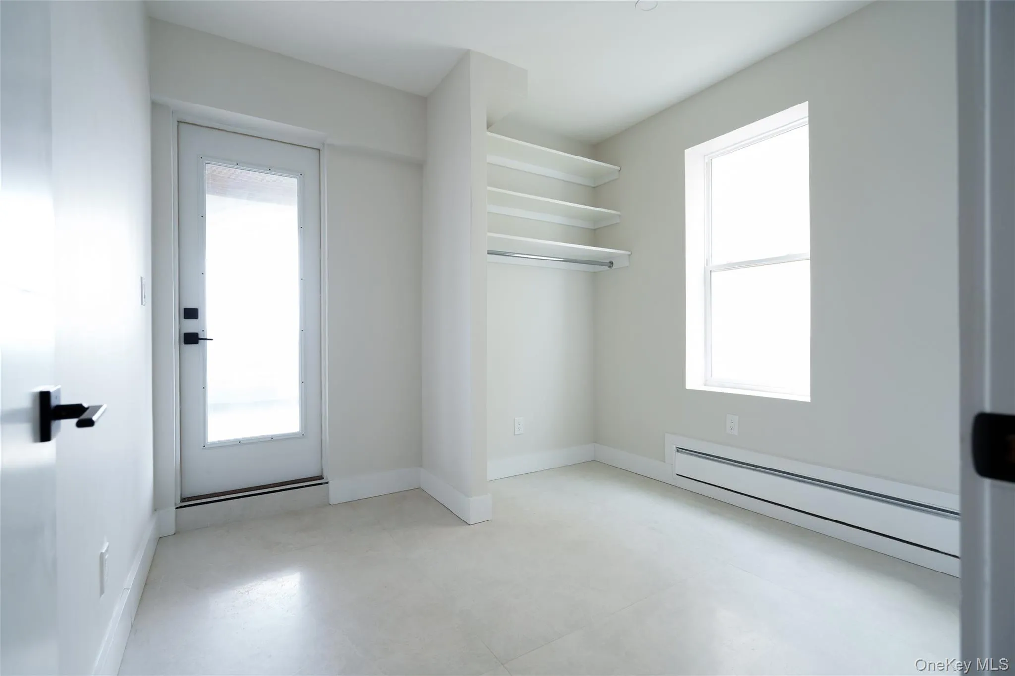 315 1J Broadway, Long Beach, NY, 3 Bedrooms Bedrooms, 6 Rooms Rooms,1 BathroomBathrooms,Residential Lease,For Rent,Broadway,0,979486 315 1J Broadway, Long Beach, NY, 3 Bedrooms Bedrooms, 6 Rooms Rooms,1 BathroomBathrooms,Residential Lease,For Rent,Broadway,0,979486