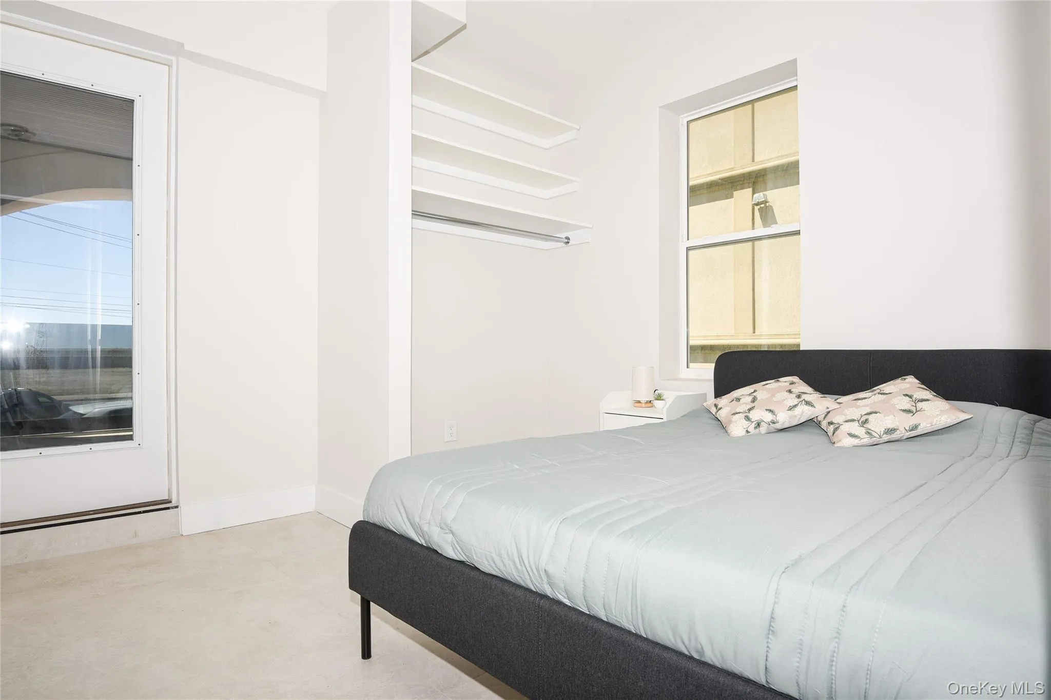 315 1J Broadway, Long Beach, NY, 3 Bedrooms Bedrooms, 6 Rooms Rooms,1 BathroomBathrooms,Residential Lease,For Rent,Broadway,0,979486 315 1J Broadway, Long Beach, NY, 3 Bedrooms Bedrooms, 6 Rooms Rooms,1 BathroomBathrooms,Residential Lease,For Rent,Broadway,0,979486