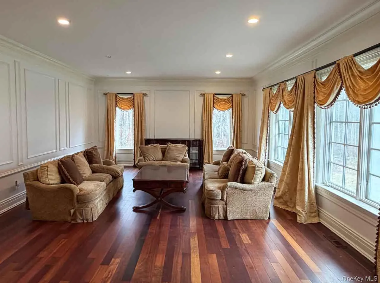 180 Stone Hill Road, Bedford, NY, 6 Bedrooms Bedrooms, 17 Rooms Rooms,4 BathroomsBathrooms,Residential Lease,For Rent,Stone Hill,0,979497 180 Stone Hill Road, Bedford, NY, 6 Bedrooms Bedrooms, 17 Rooms Rooms,4 BathroomsBathrooms,Residential Lease,For Rent,Stone Hill,0,979497