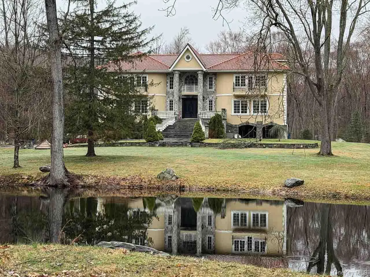 180 Stone Hill Road, Bedford, NY, 6 Bedrooms Bedrooms, 17 Rooms Rooms,4 BathroomsBathrooms,Residential Lease,For Rent,Stone Hill,0,979497 180 Stone Hill Road, Bedford, NY, 6 Bedrooms Bedrooms, 17 Rooms Rooms,4 BathroomsBathrooms,Residential Lease,For Rent,Stone Hill,0,979497